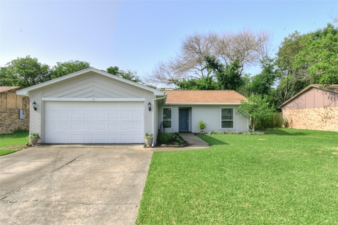 1304 Tobie Layne Street Benbrook TX 76126