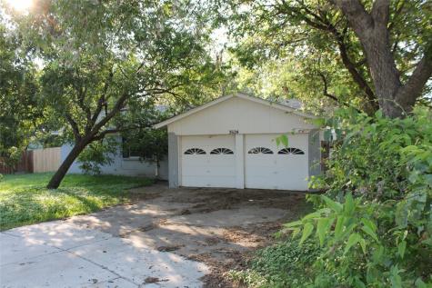 3624 Swan Court Haltom City TX 76117