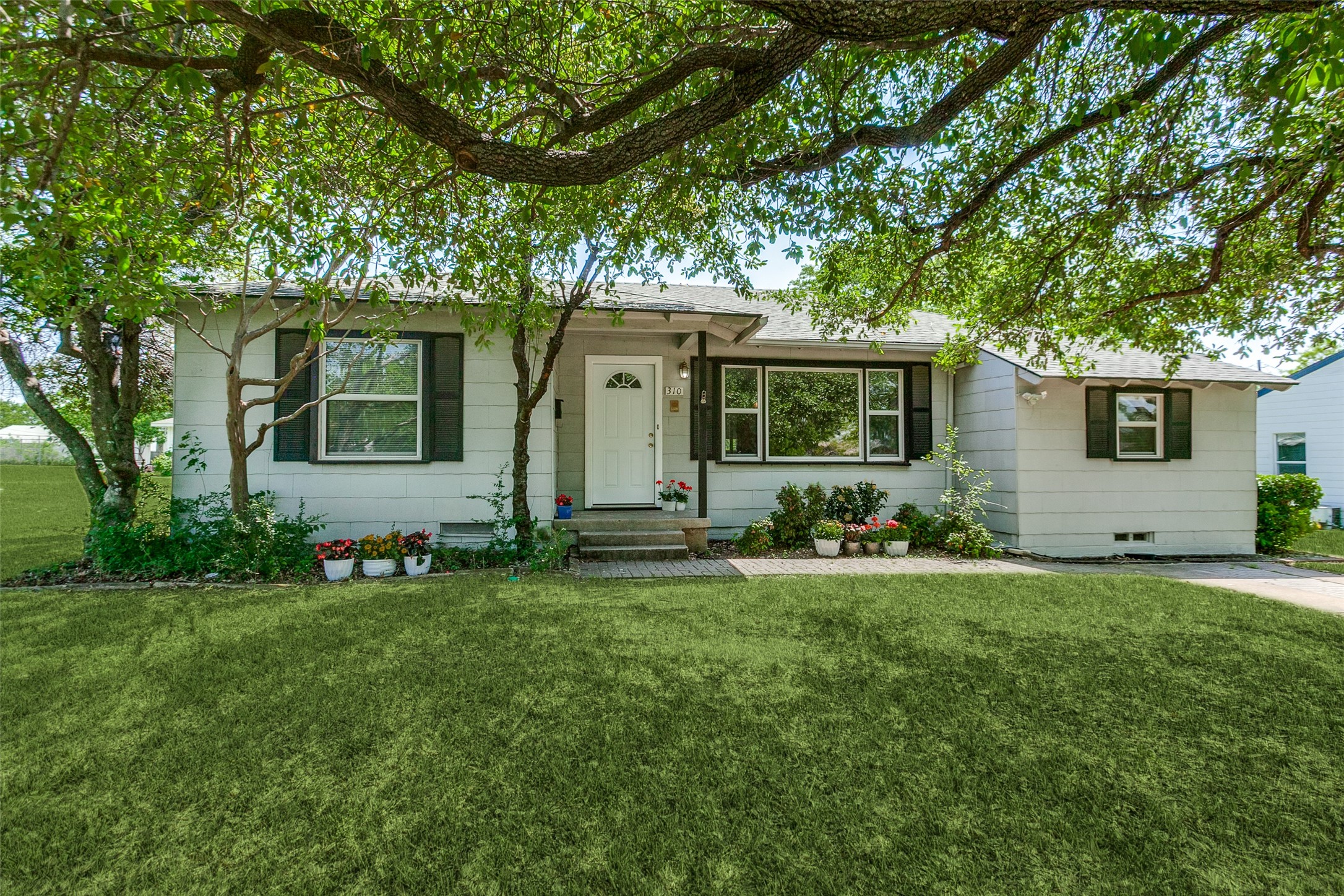 310 Hillcrest Avenue Richardson TX 75081