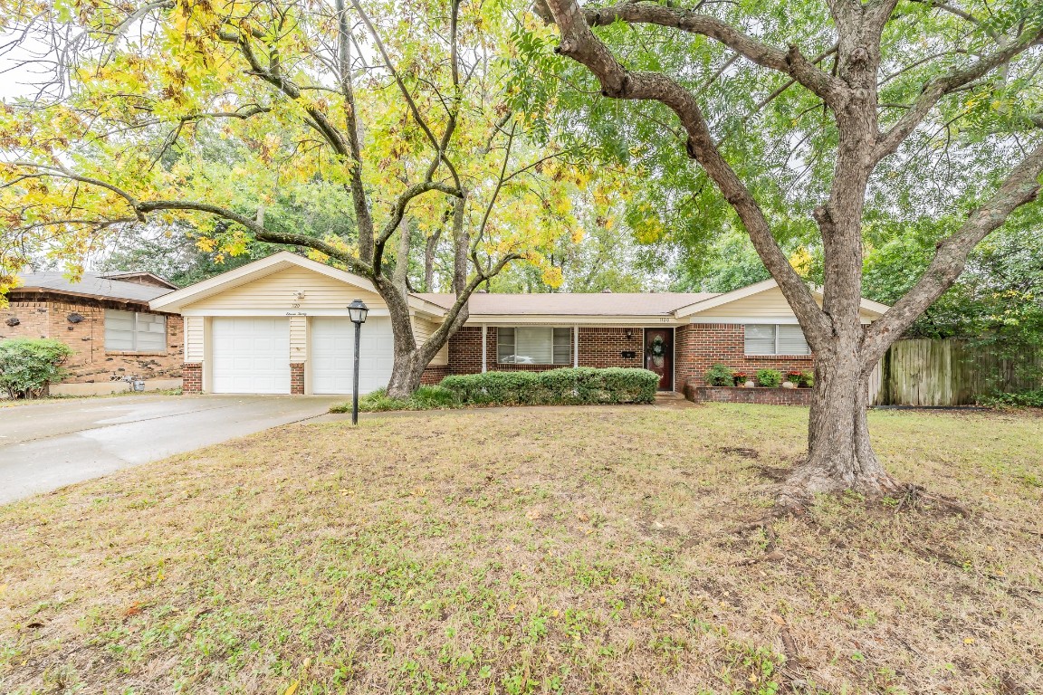 1120 Hurstview Drive Hurst TX 76053