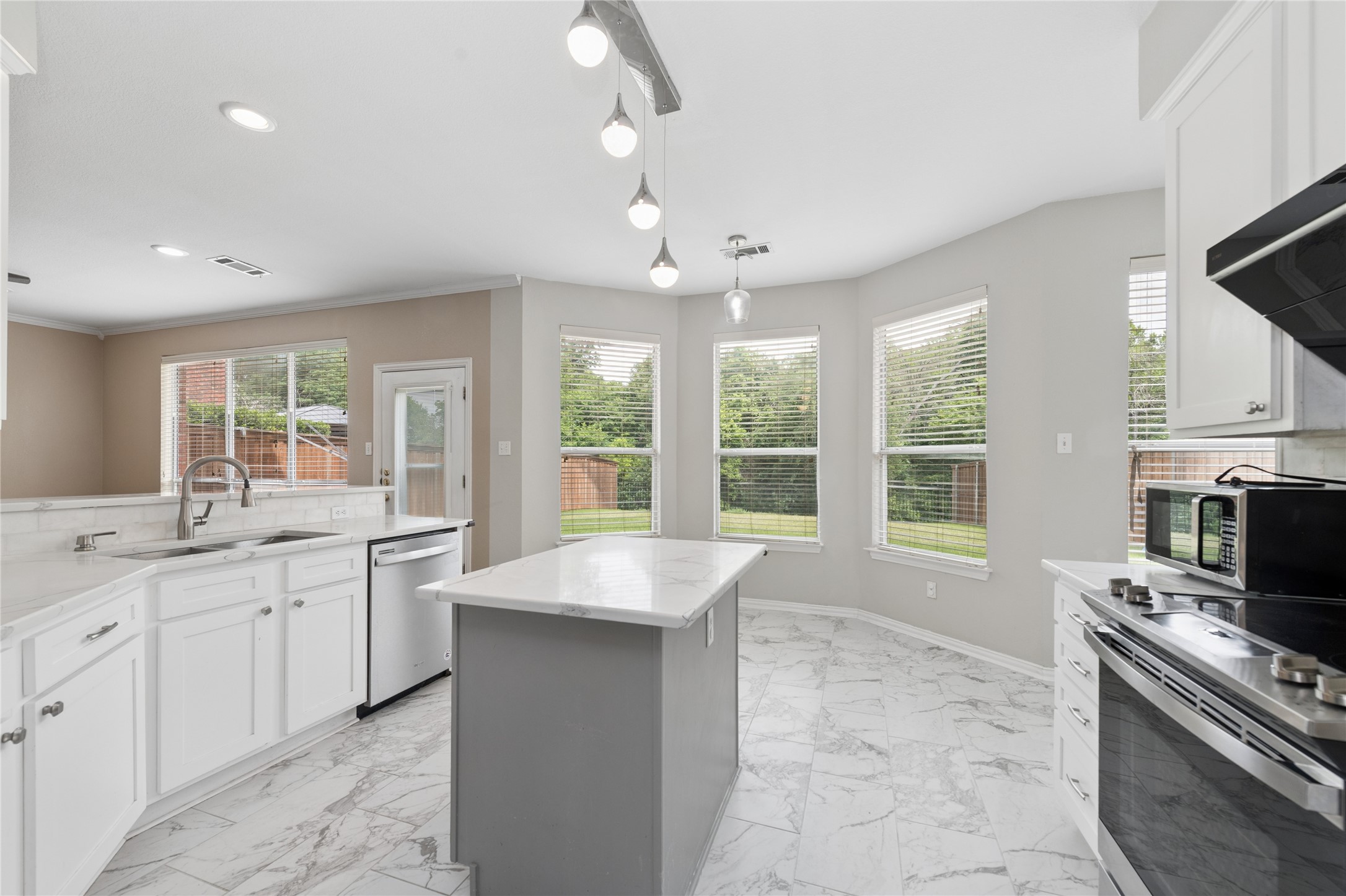 937 Parker Drive Coppell TX 75019