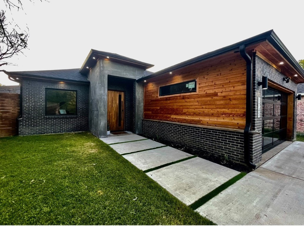 1745 Avenue F Grand Prairie TX 75051