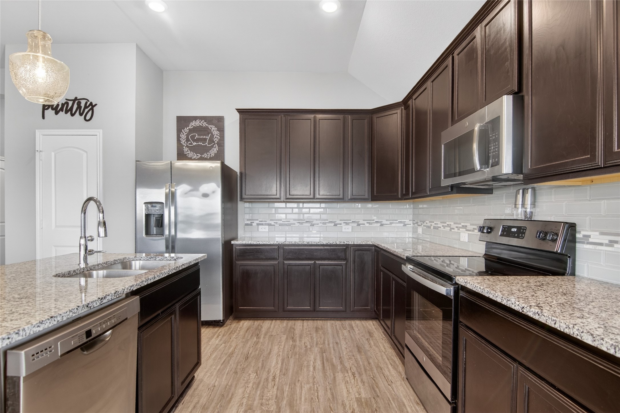 3929 Bravo Ranch Road Waco TX 76705