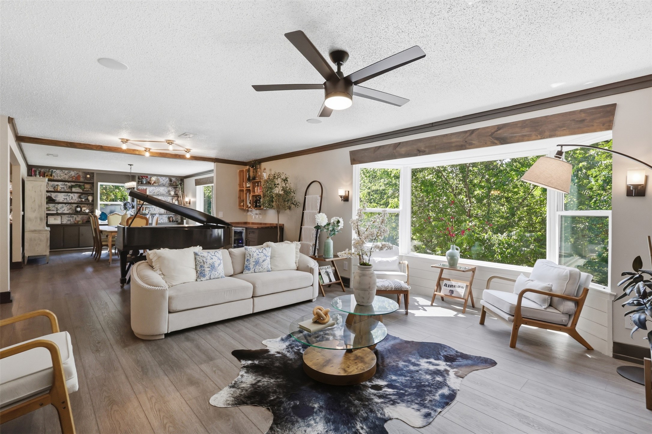 2112 Coral Drive Arlington TX 76010