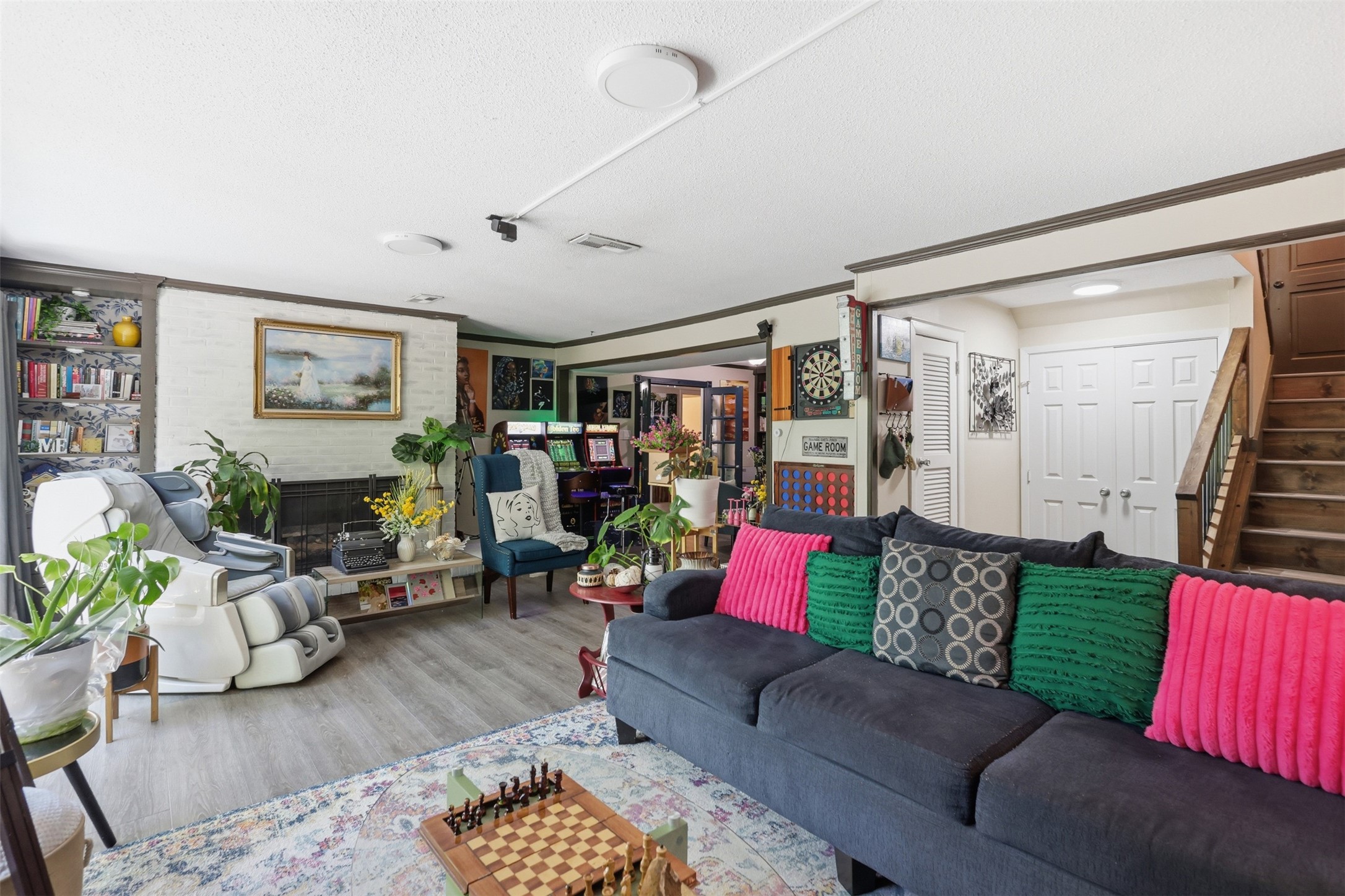 2112 Coral Drive Arlington TX 76010