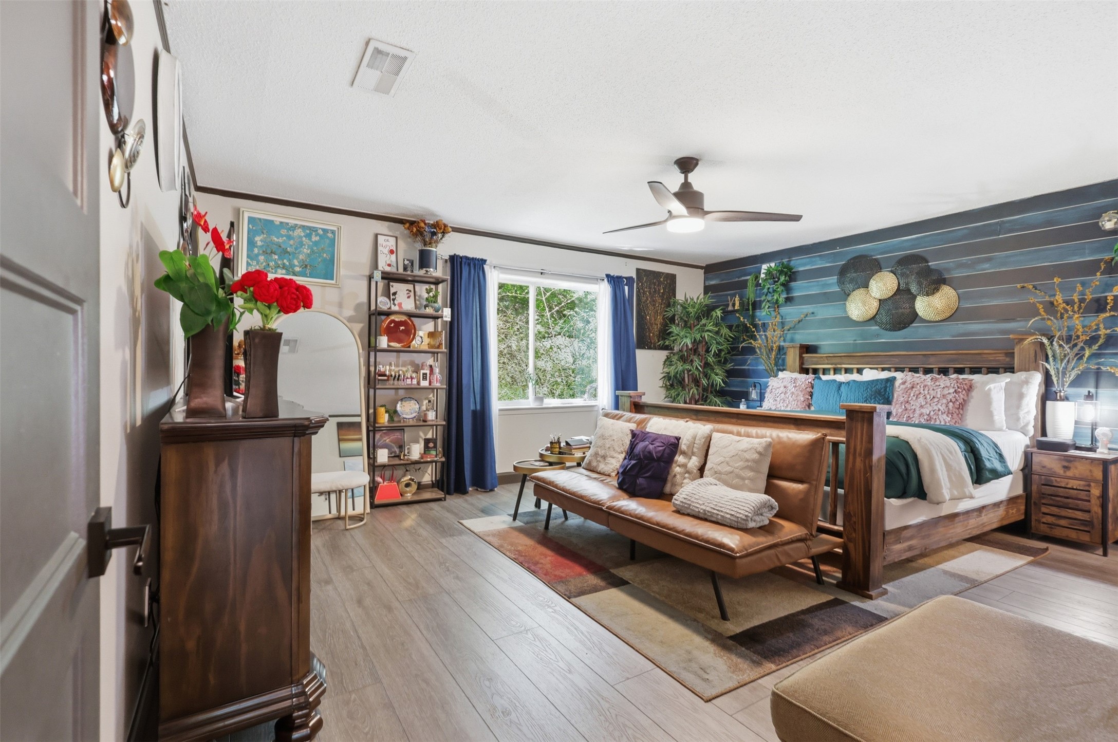 2112 Coral Drive Arlington TX 76010
