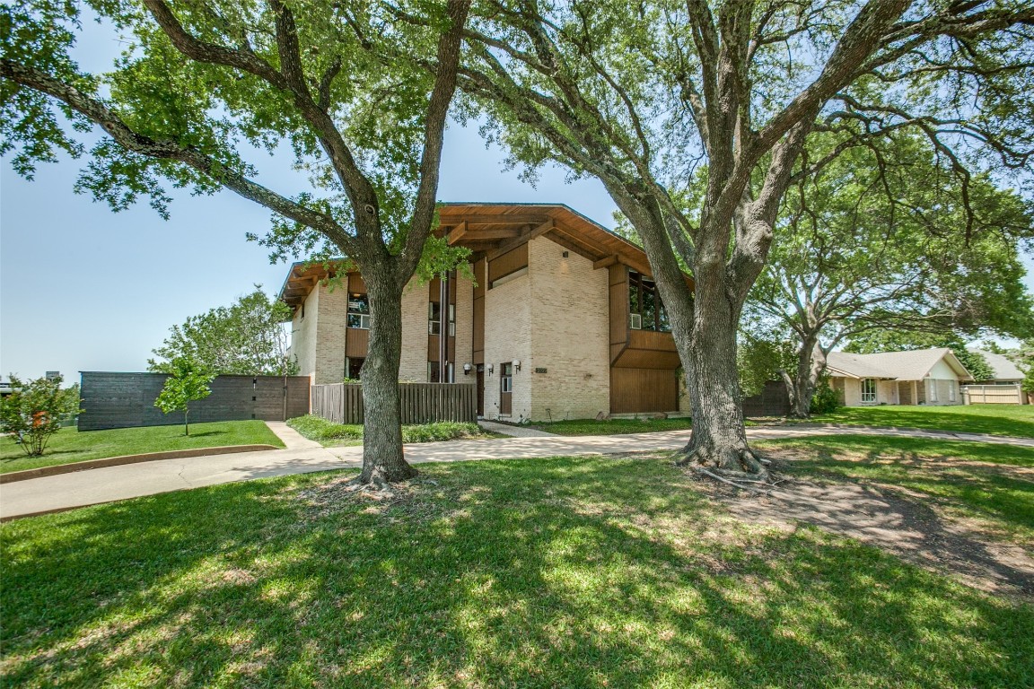 3109 S Country Club Road Garland TX 75043