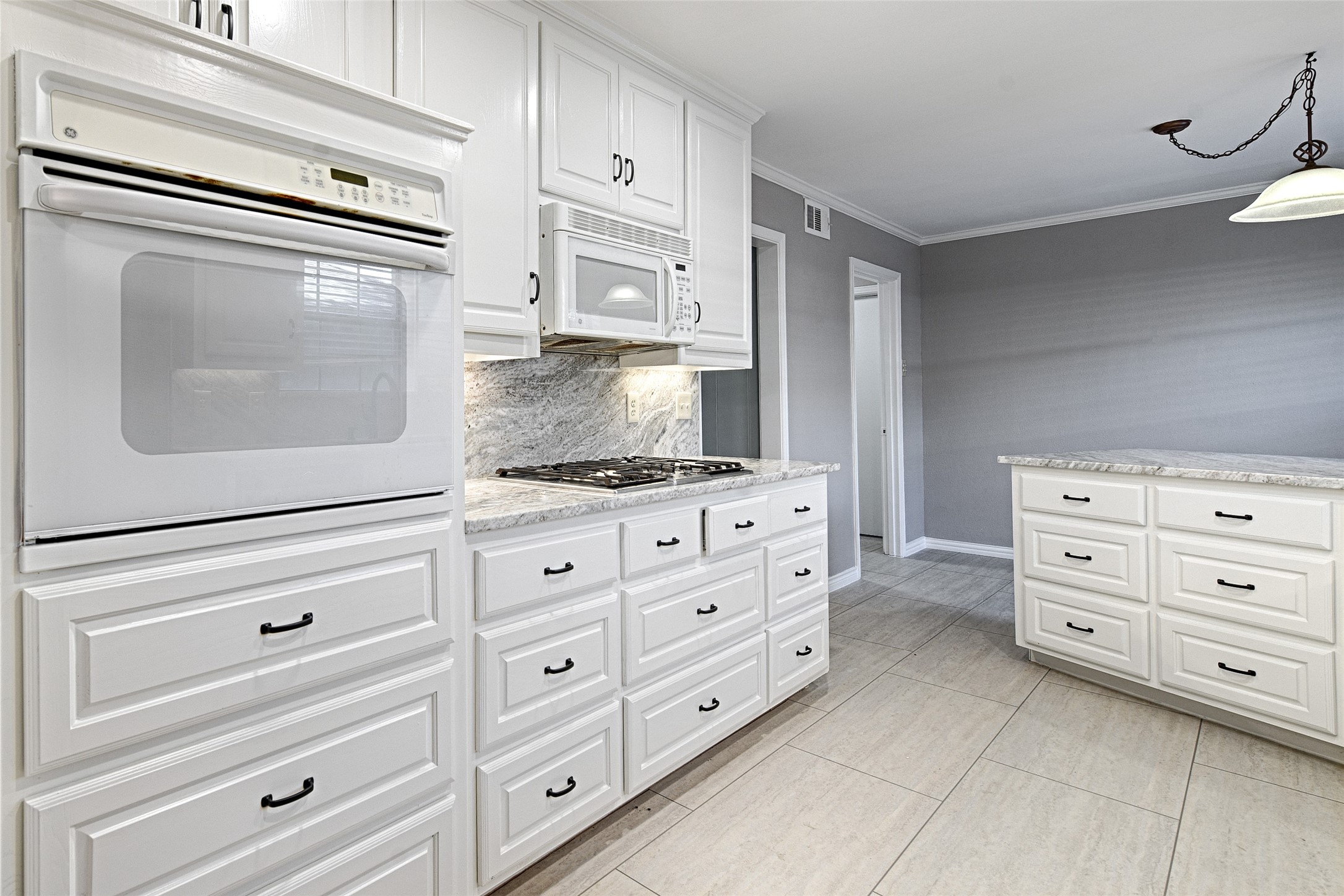 614 Brookfield Drive Garland TX 75040