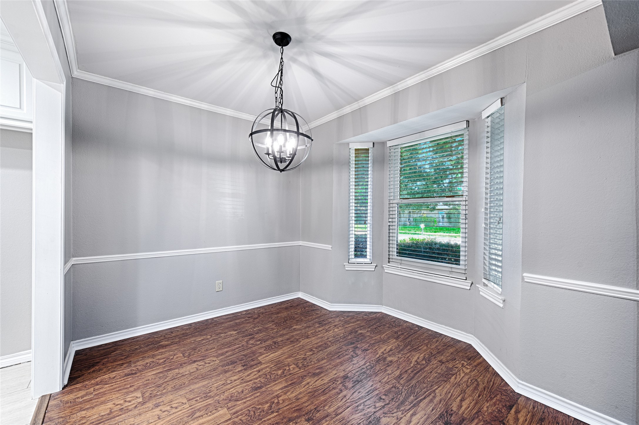 614 Brookfield Drive Garland TX 75040