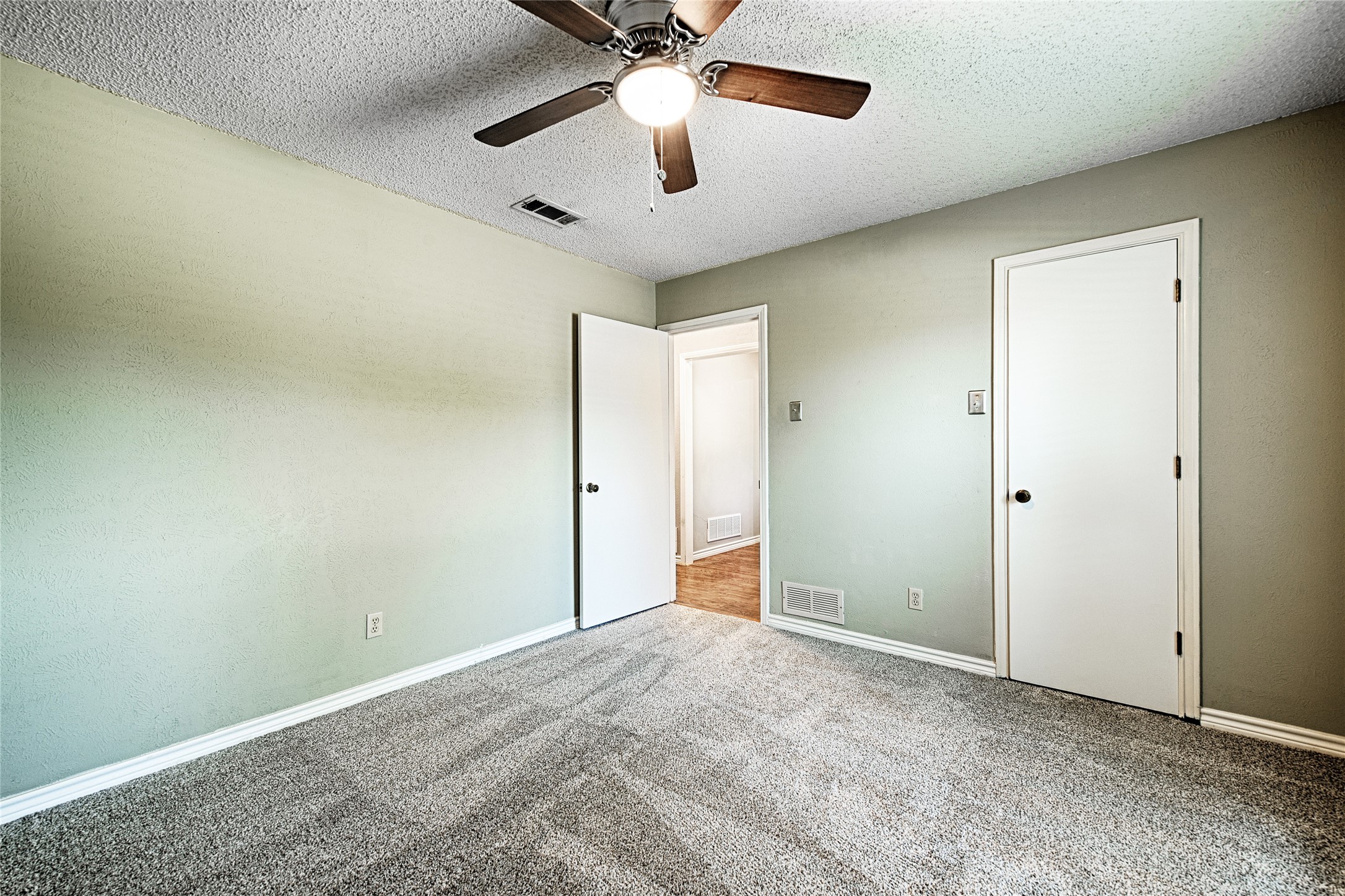 614 Brookfield Drive Garland TX 75040
