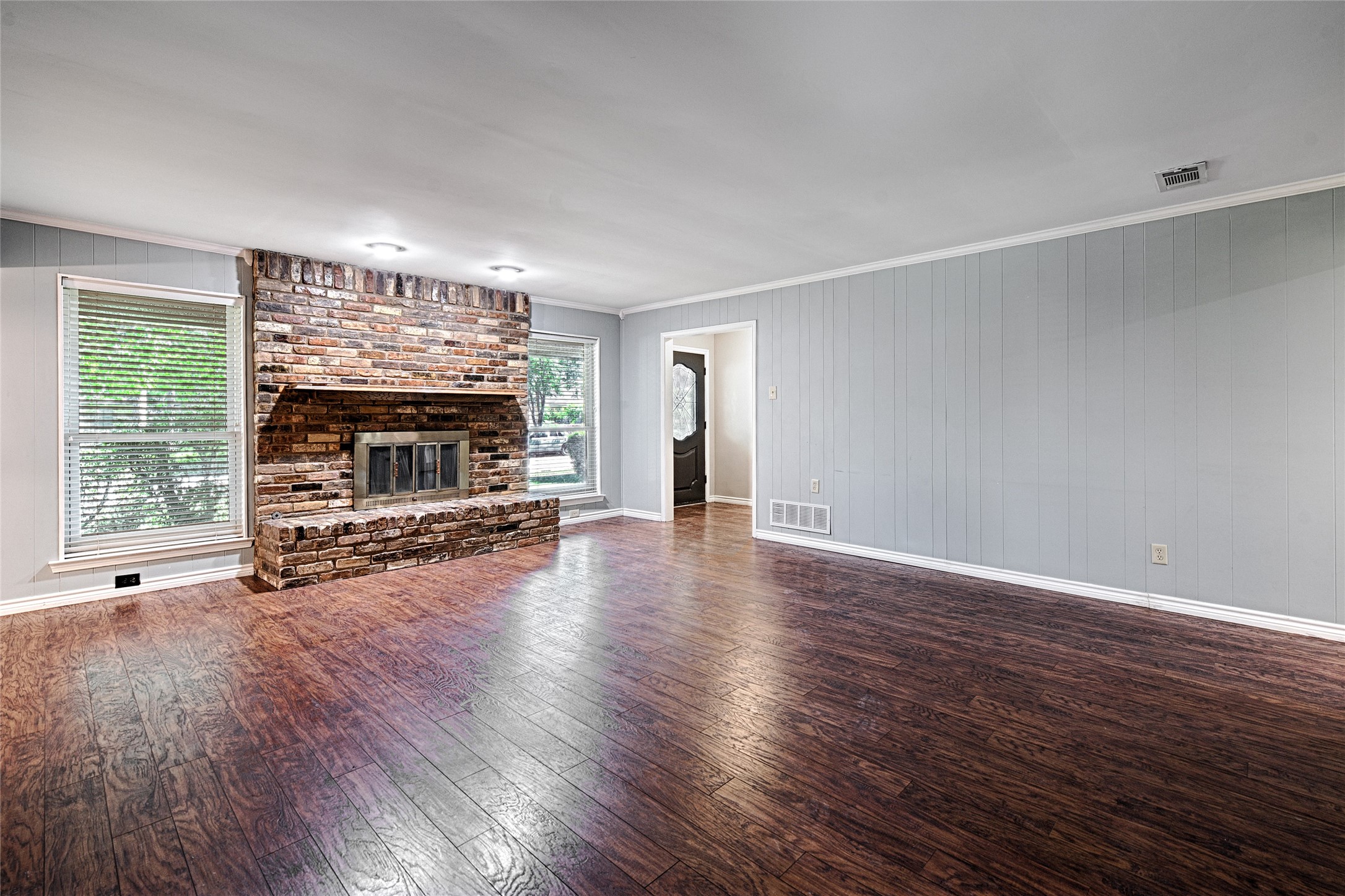 614 Brookfield Drive Garland TX 75040