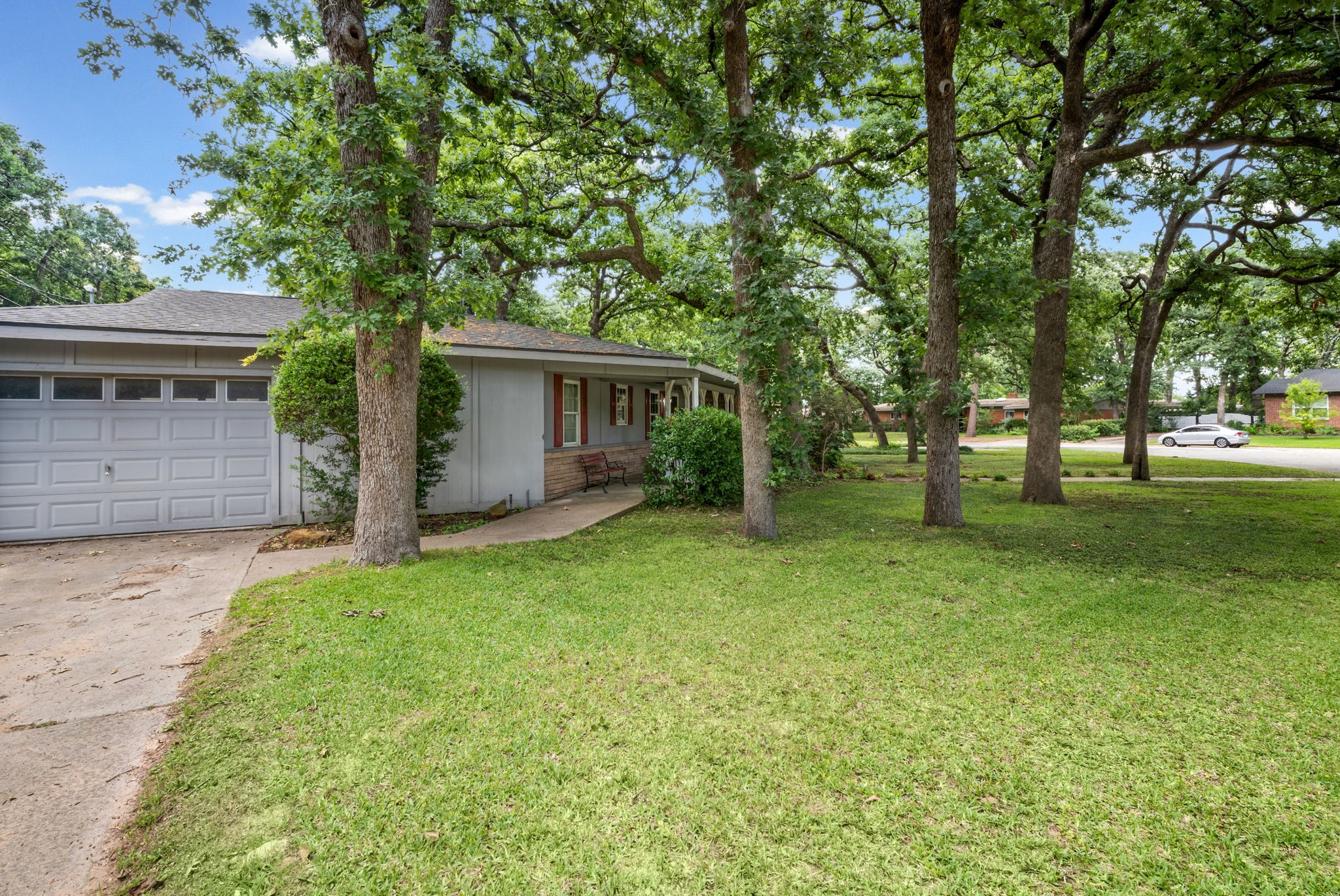 1311 W Lavender Lane Arlington TX 76013
