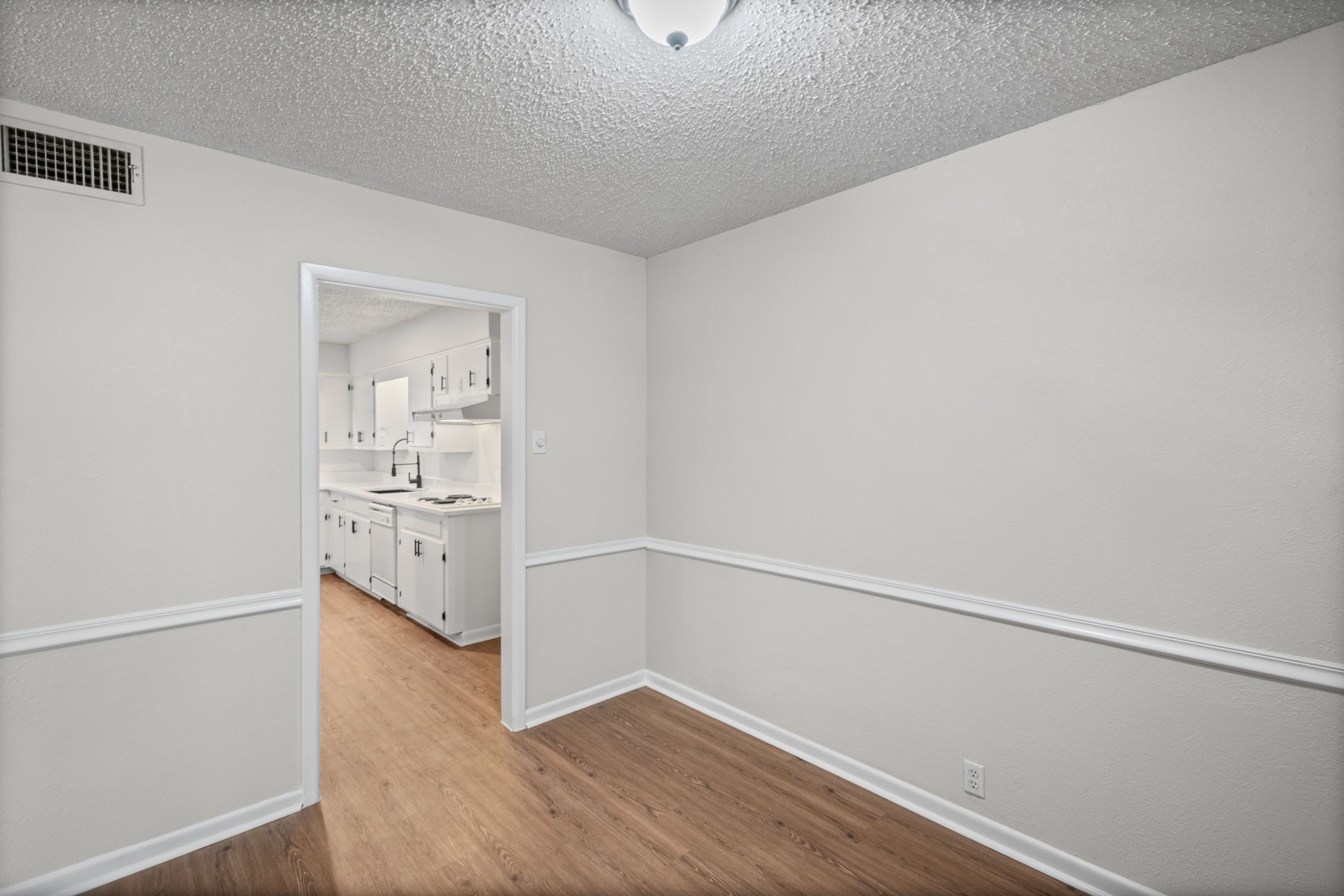 1311 W Lavender Lane Arlington TX 76013