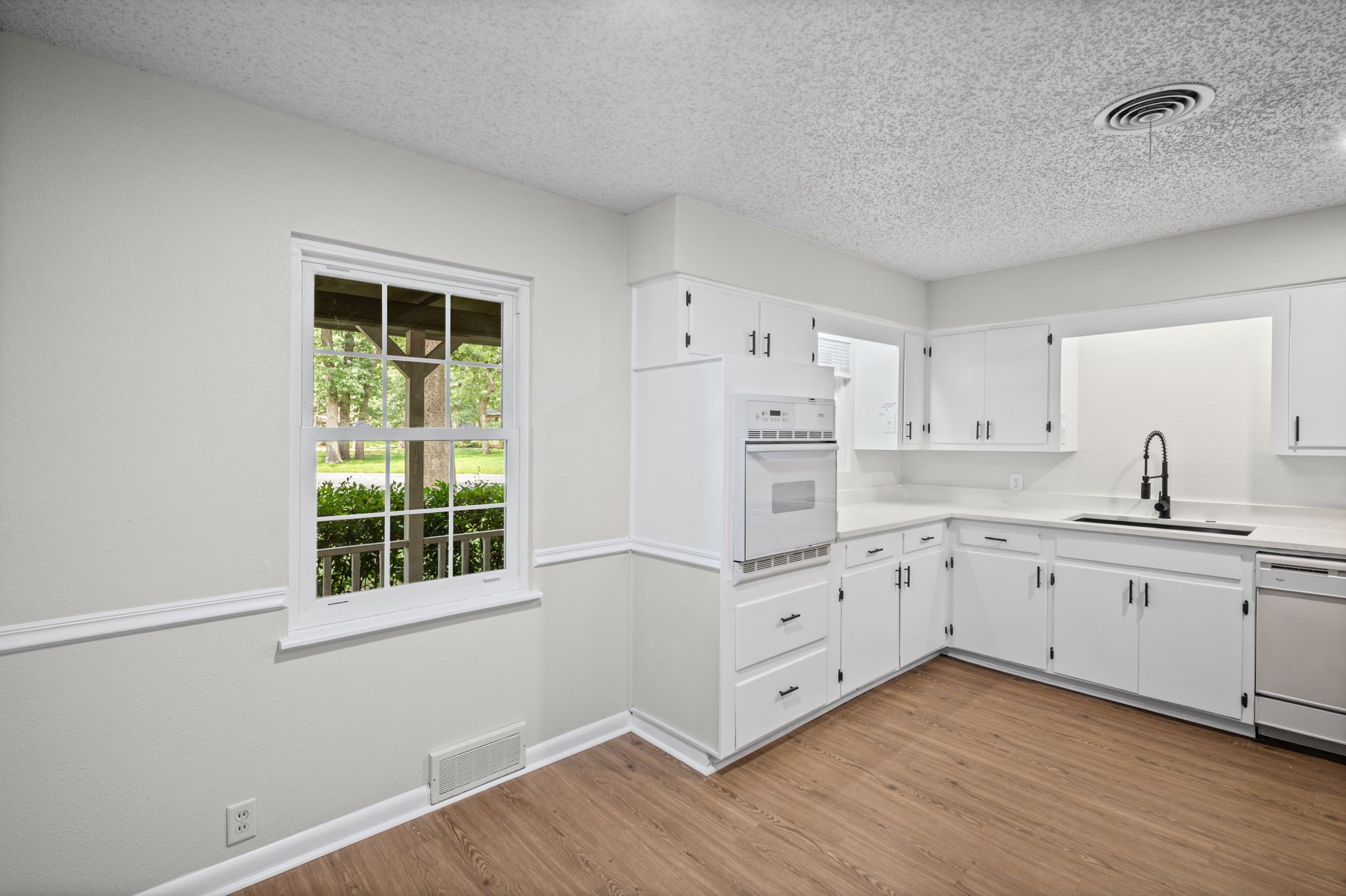 1311 W Lavender Lane Arlington TX 76013