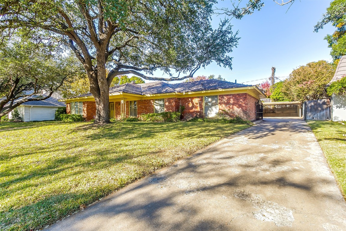 3920 Thistle Lane Fort Worth TX 76109