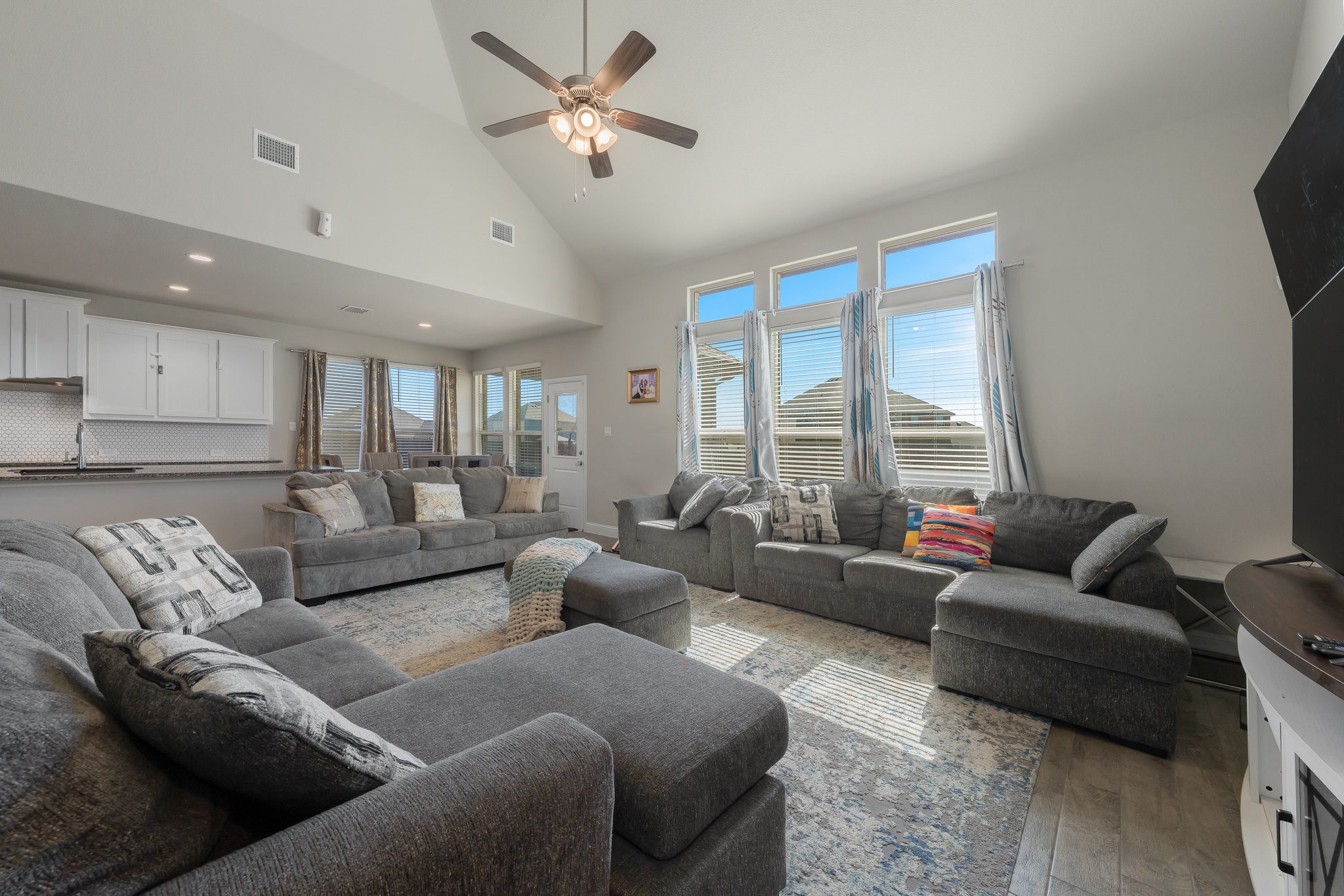814 Hat Creek Drive Midlothian TX 76065