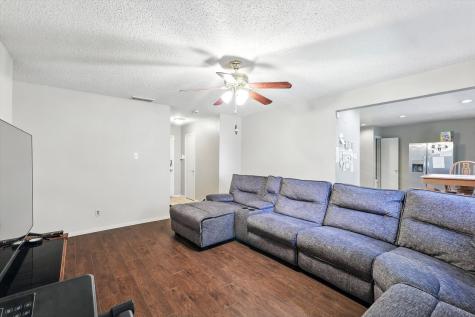 325 Hastings Drive Cedar Hill TX 75104