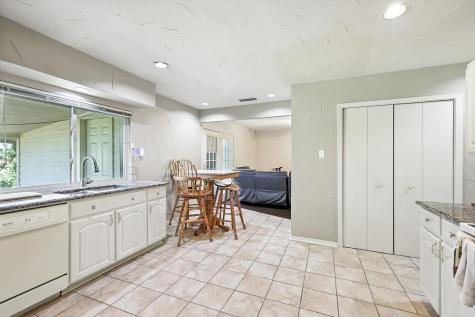 325 Hastings Drive Cedar Hill TX 75104
