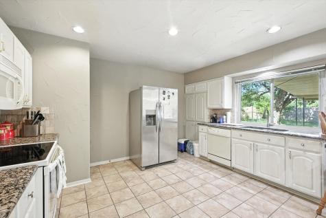 325 Hastings Drive Cedar Hill TX 75104