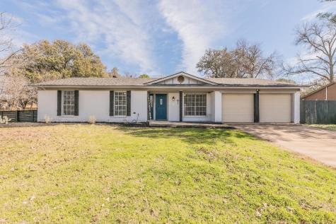 432 Englewood Lane Hurst TX 76053