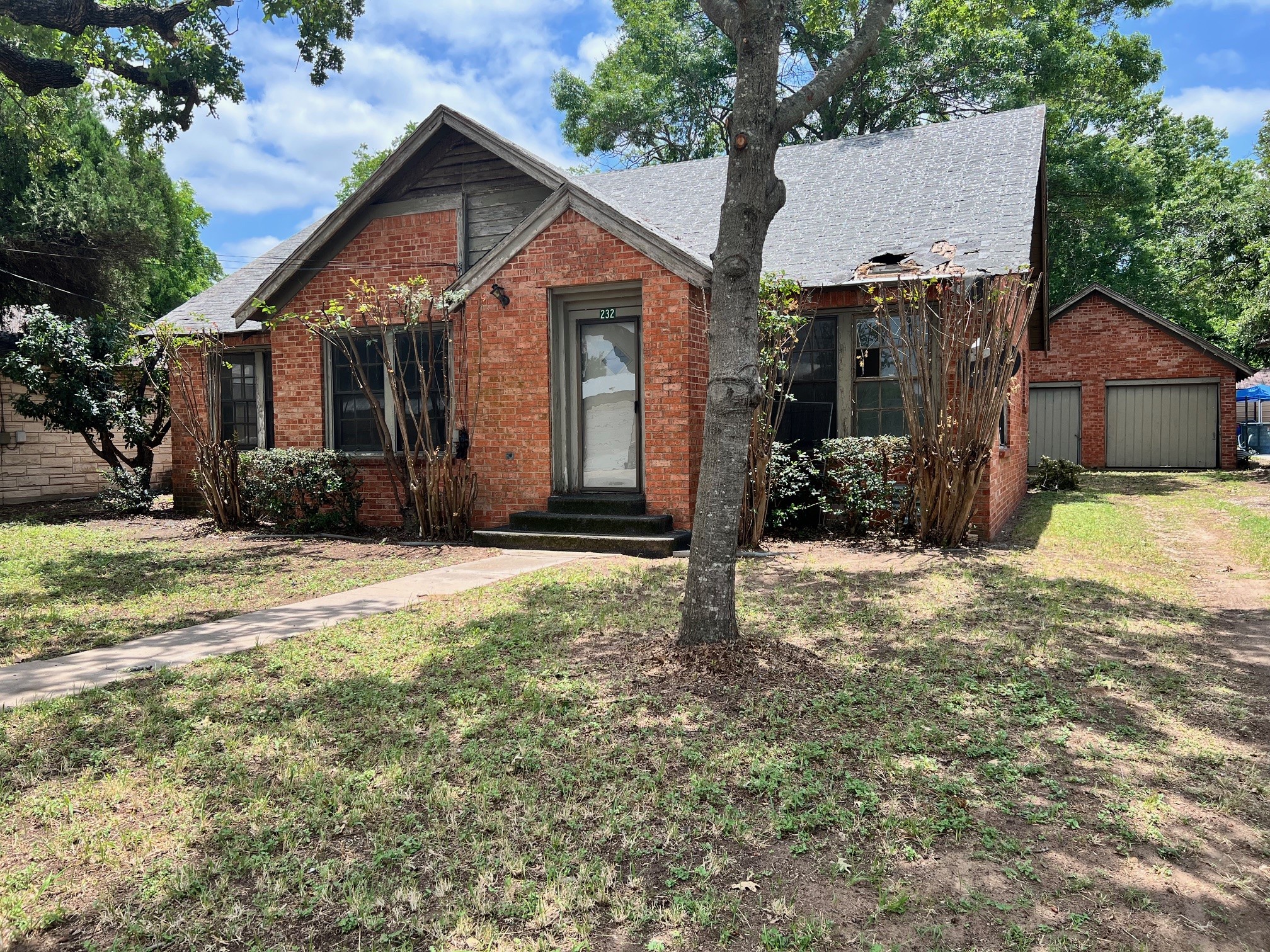 232 W Labadie Avenue De Leon TX 76444