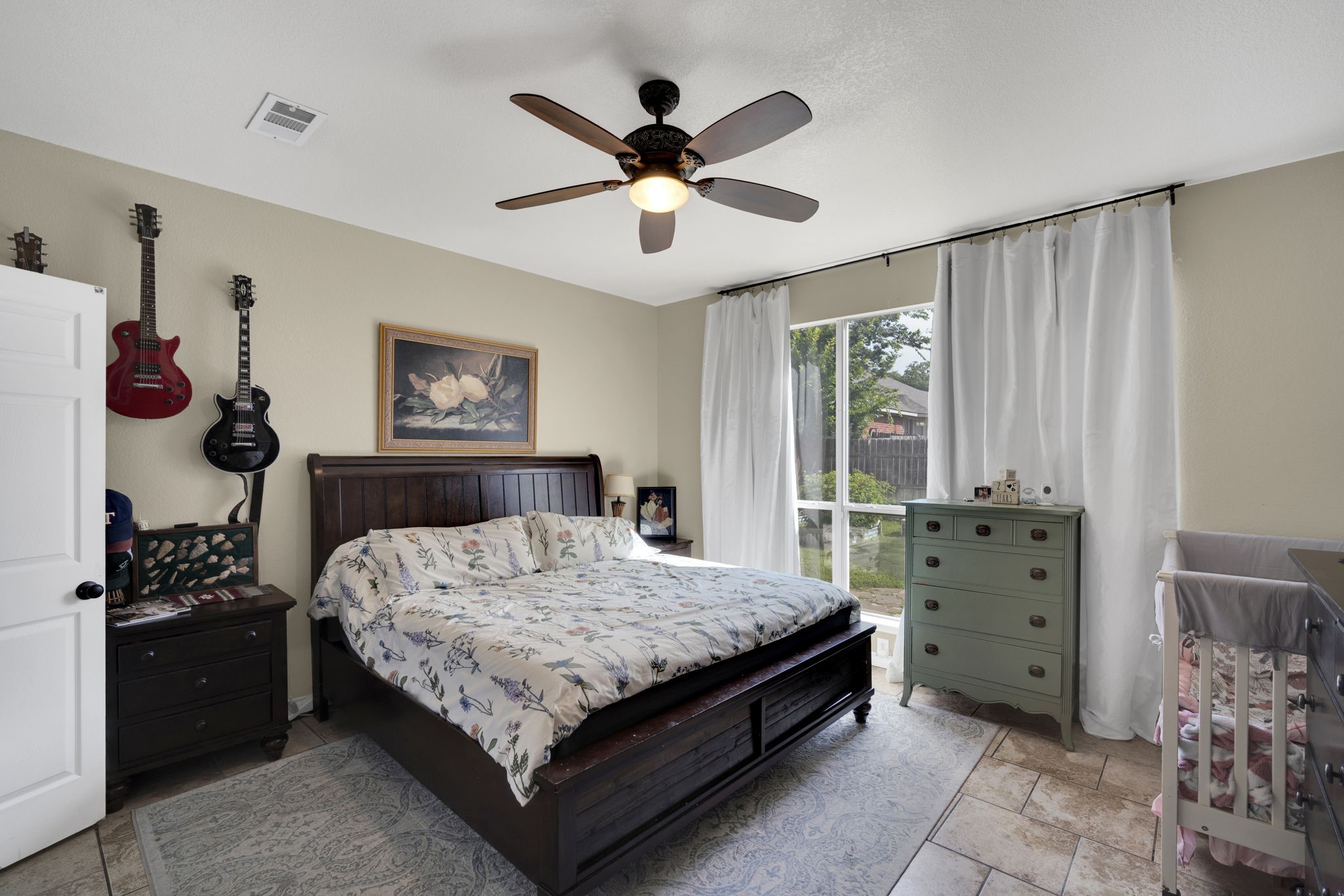 517 Crawford Drive Burleson TX 76028
