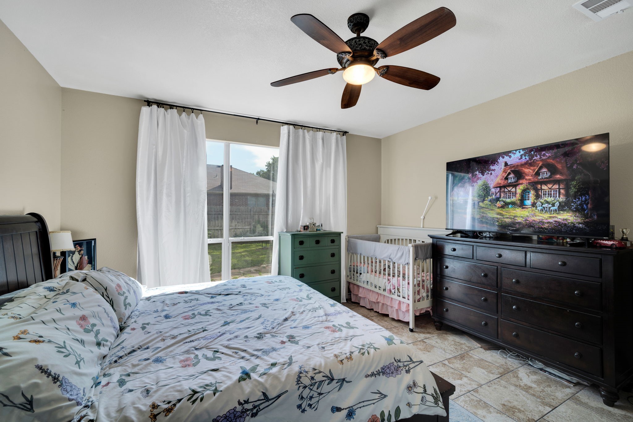 517 Crawford Drive Burleson TX 76028
