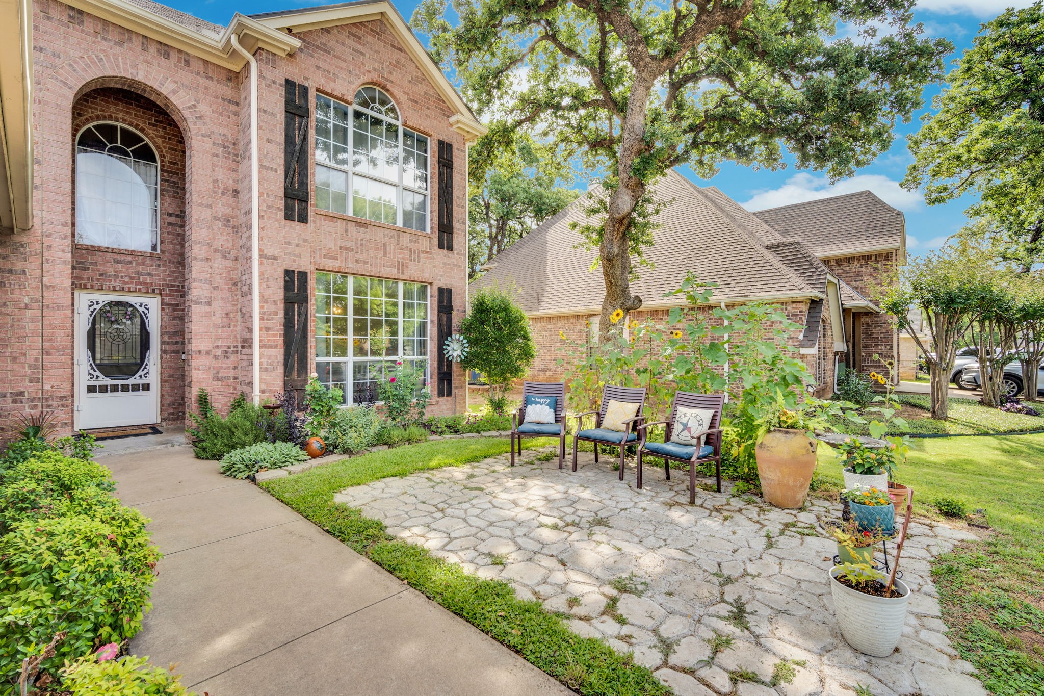 517 Crawford Drive Burleson TX 76028