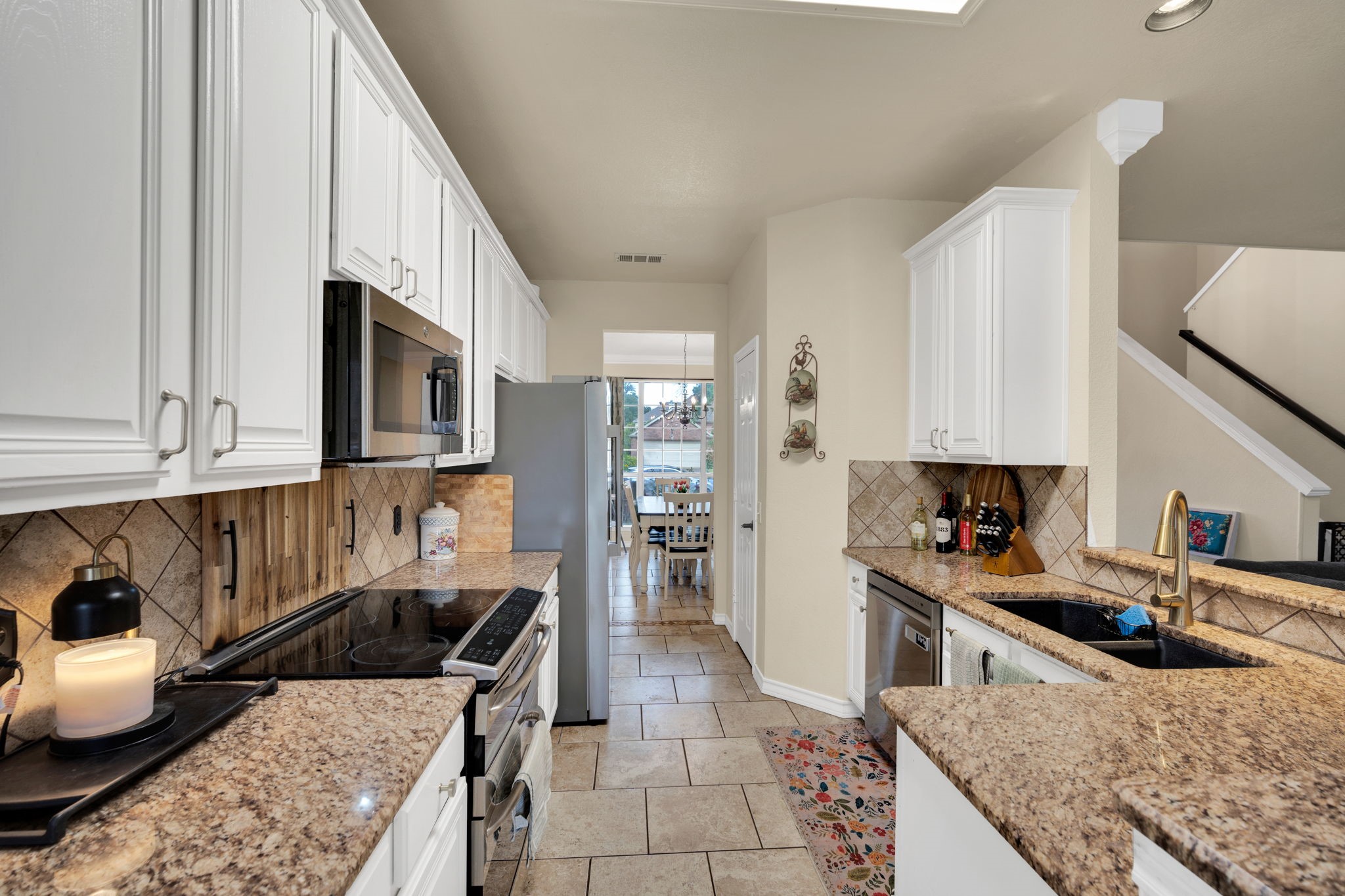 517 Crawford Drive Burleson TX 76028