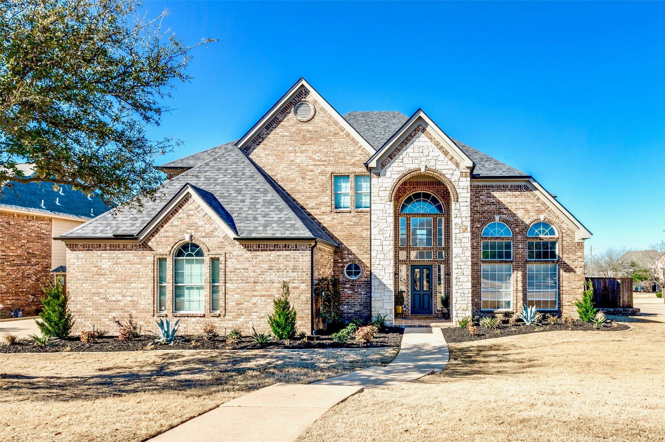 106 Clear Brook Court Southlake TX 76092