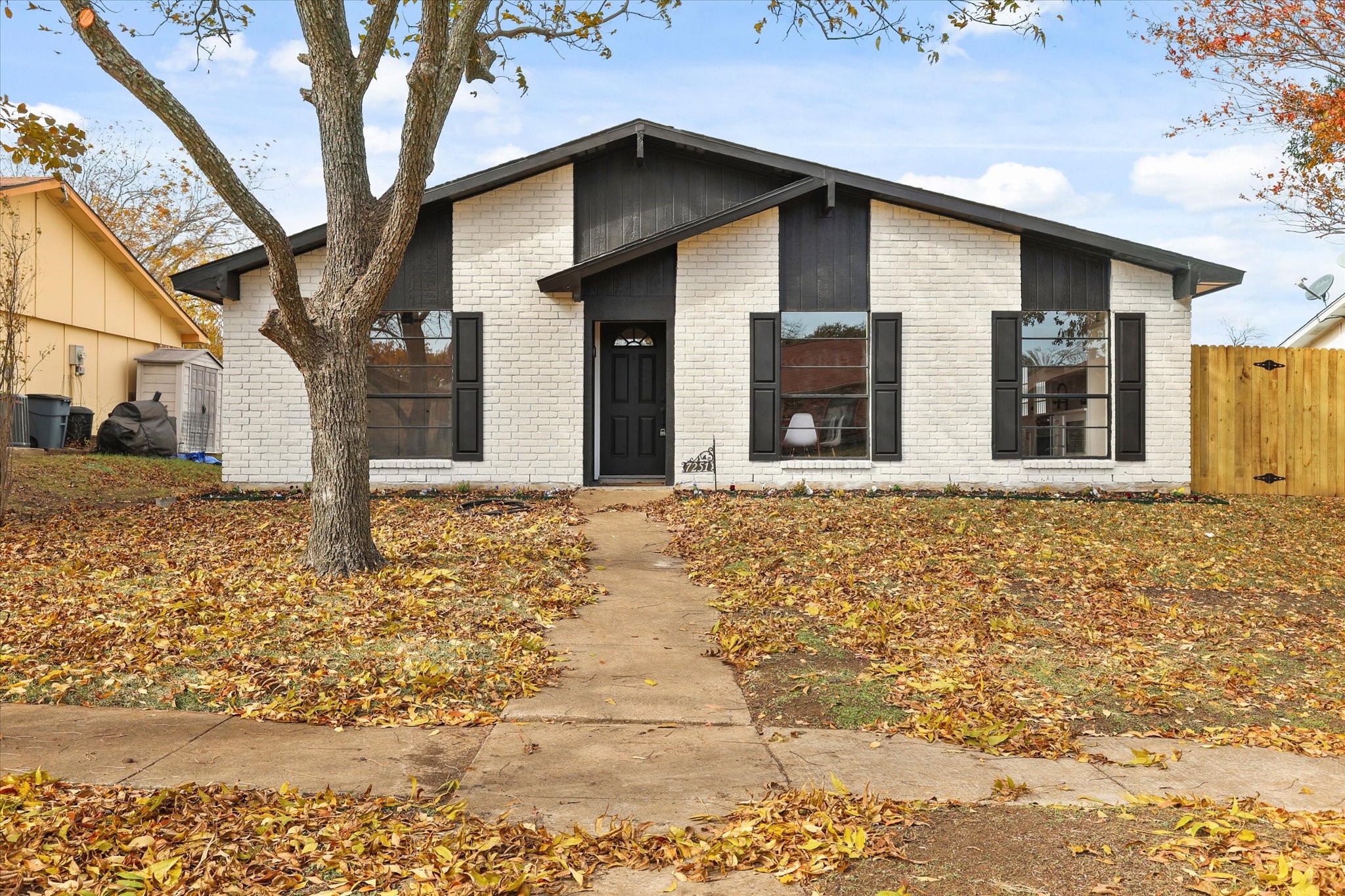 7251 Long Canyon Trail Dallas TX 75249