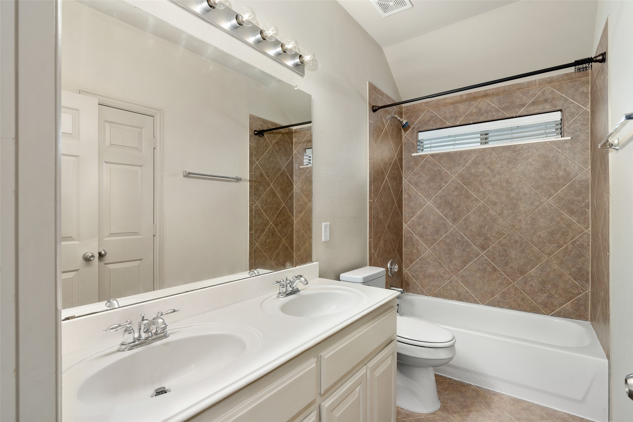 9616 Barksdale Drive Fort Worth TX 76244