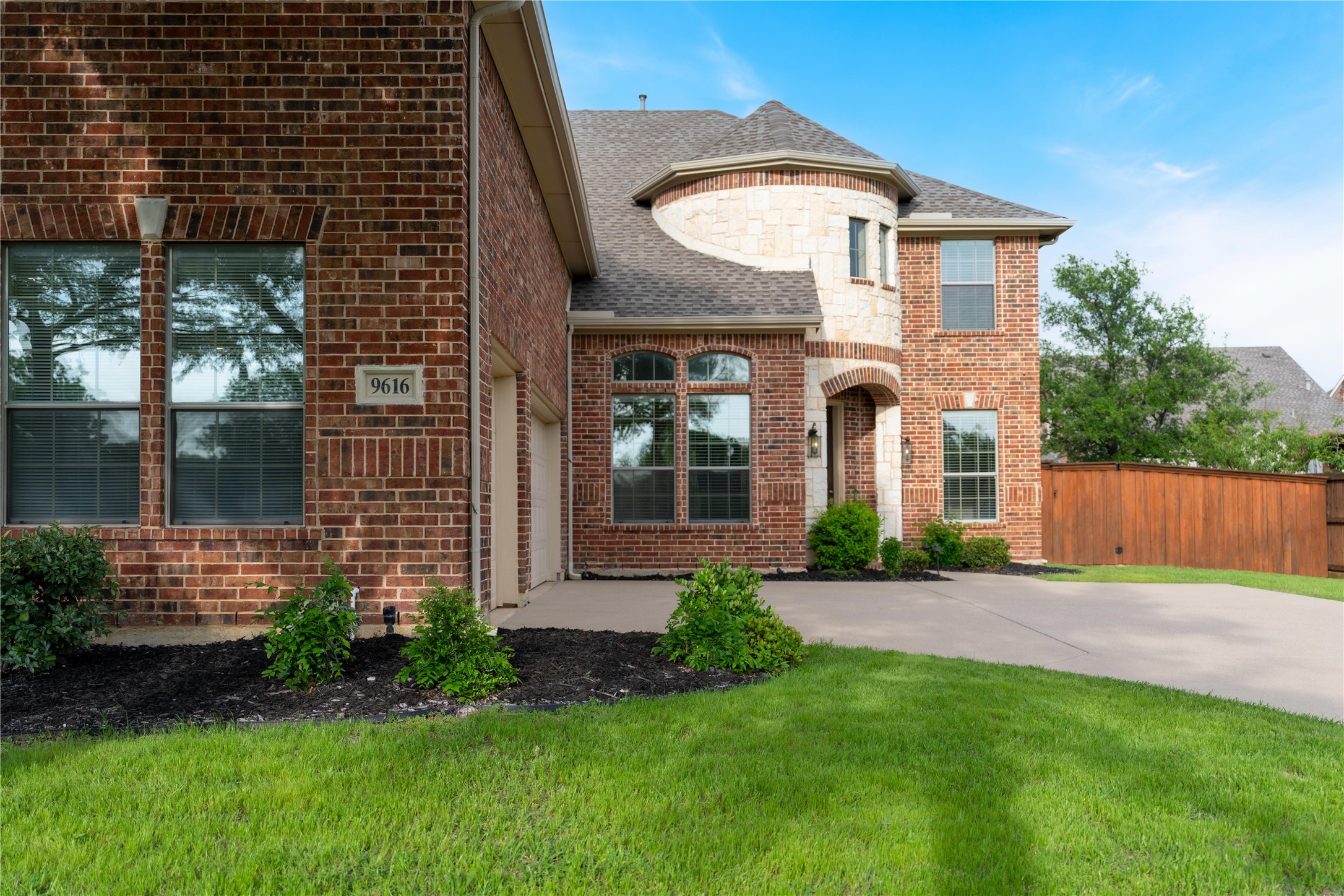 9616 Barksdale Drive Fort Worth TX 76244