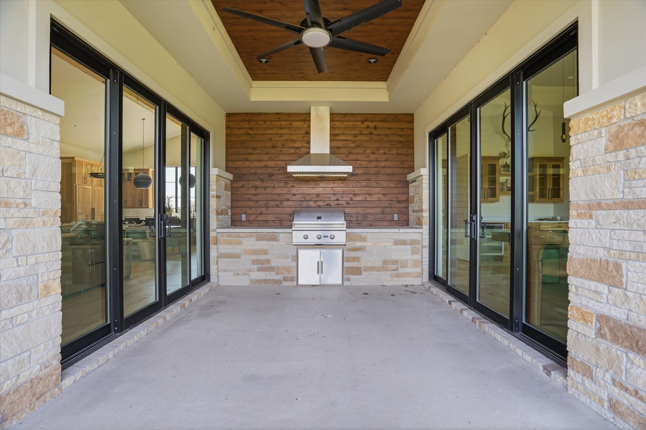 12 Crocket Valley Court Strawn TX 76475