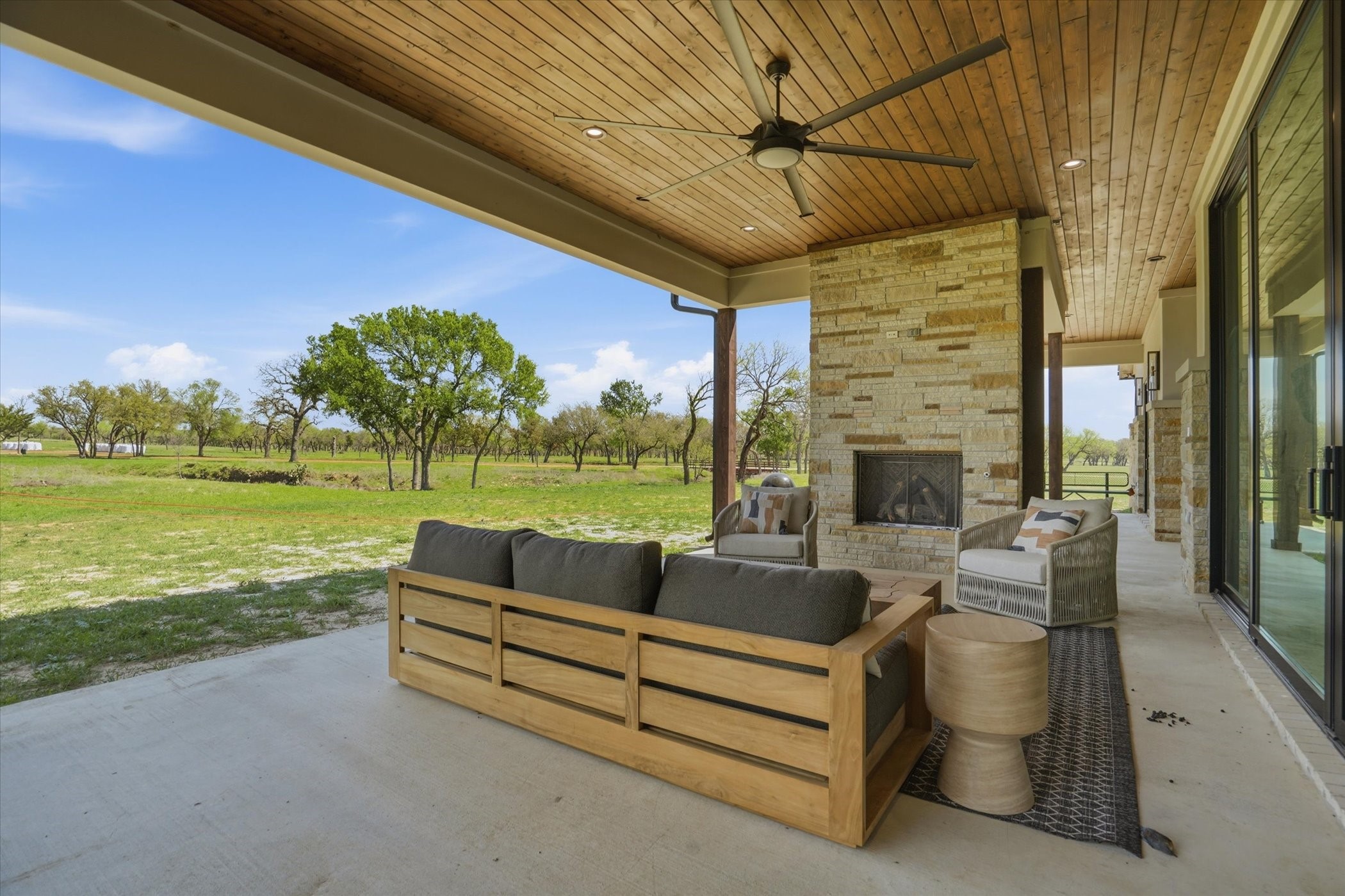 12 Crocket Valley Court Strawn TX 76475