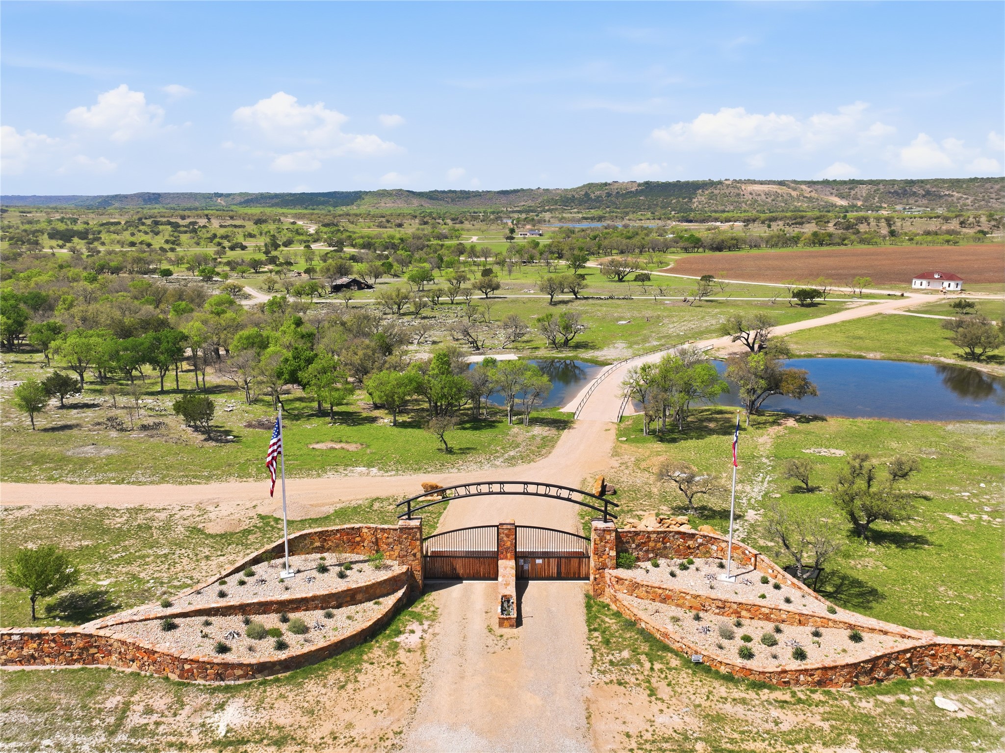 12 Crocket Valley Court Strawn TX 76475