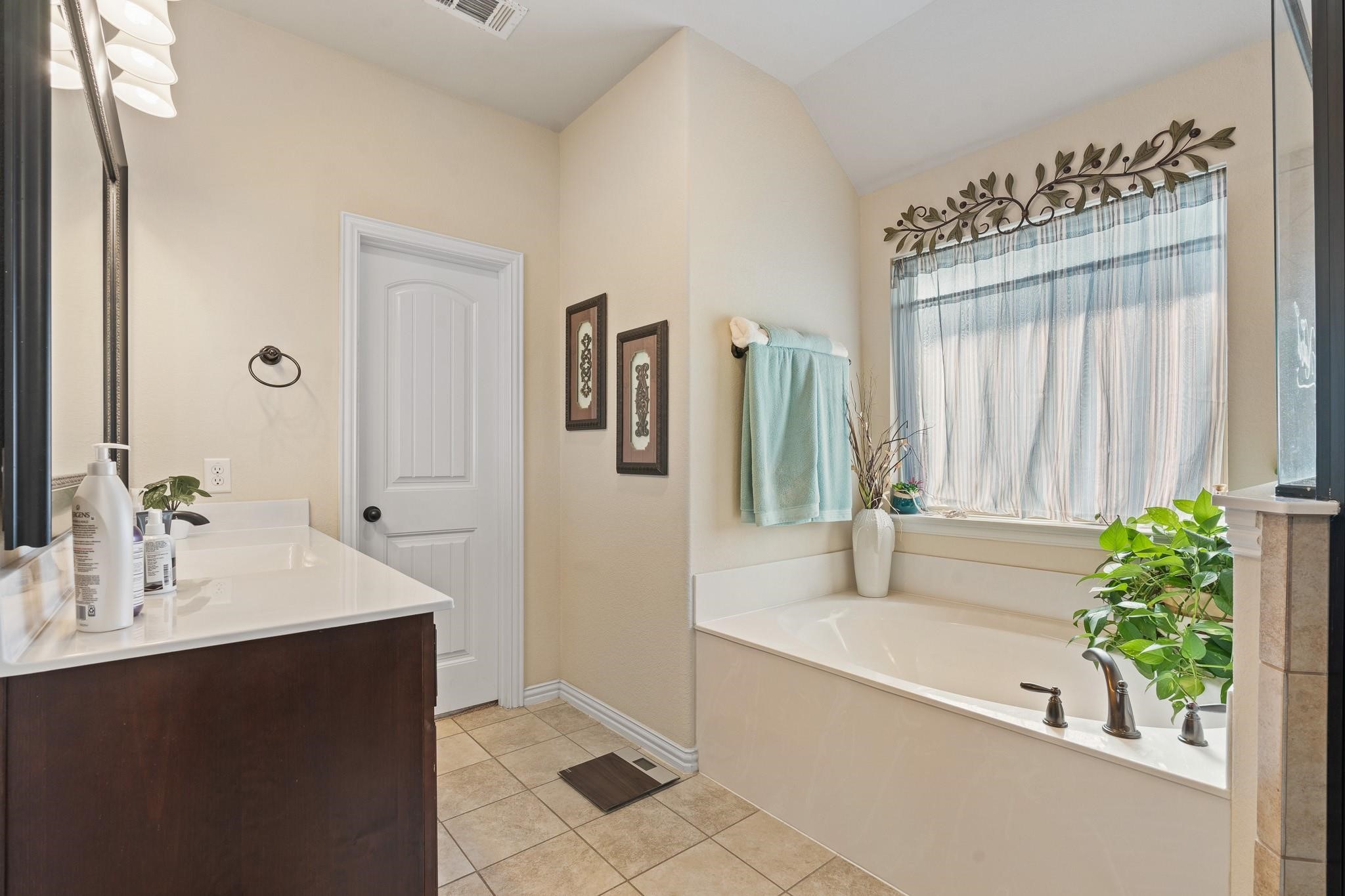 8901 Hillview Drive Godley TX 76044