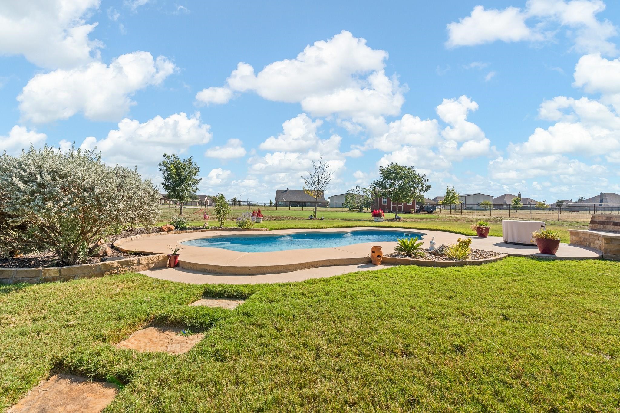 8901 Hillview Drive Godley TX 76044