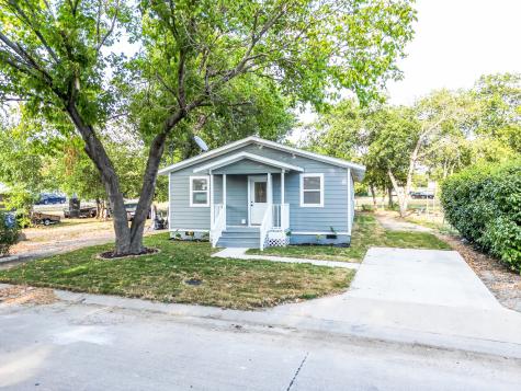 103 Munchus Street Waxahachie TX 75165