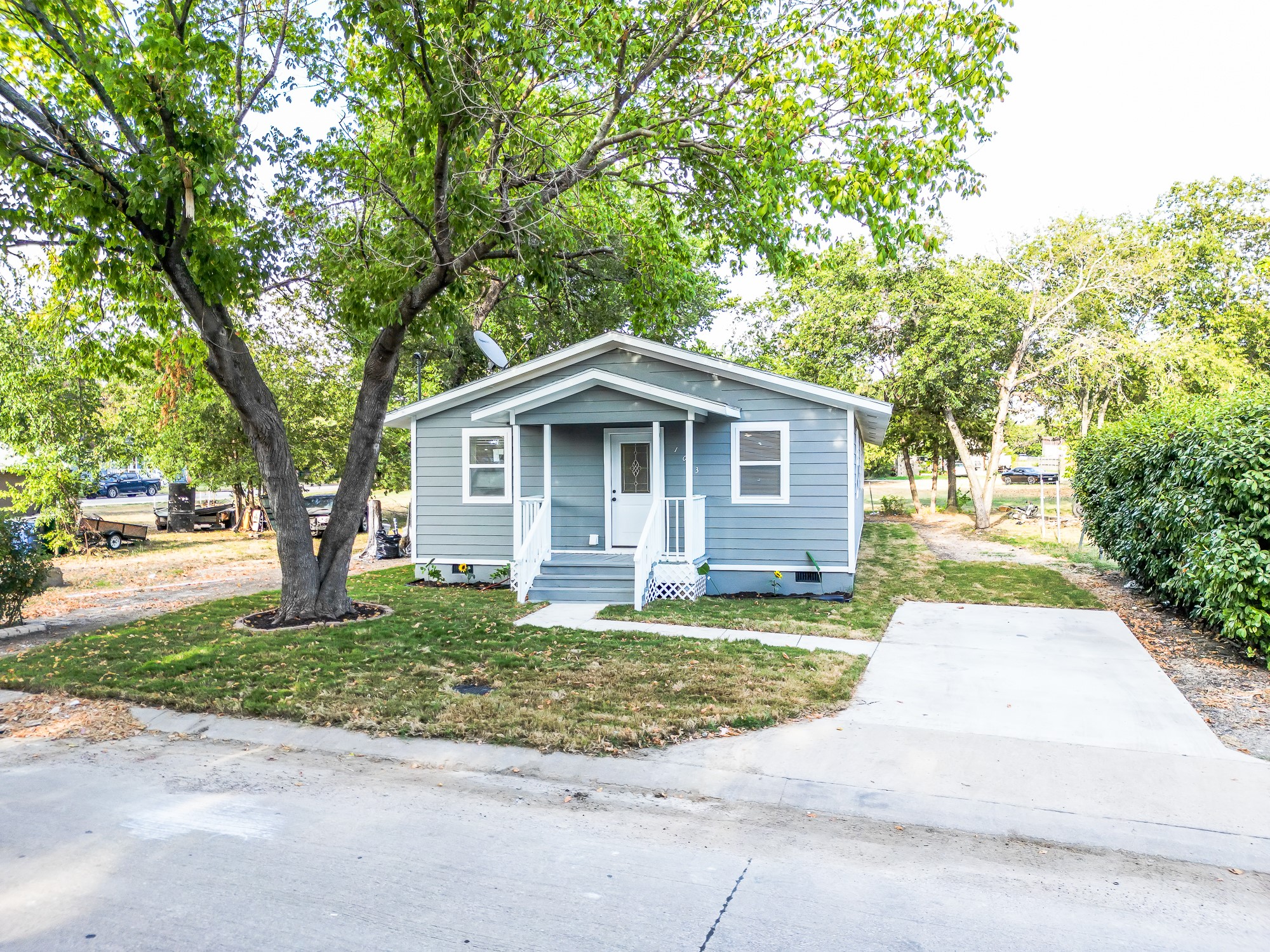 103 Munchus Street Waxahachie TX 75165