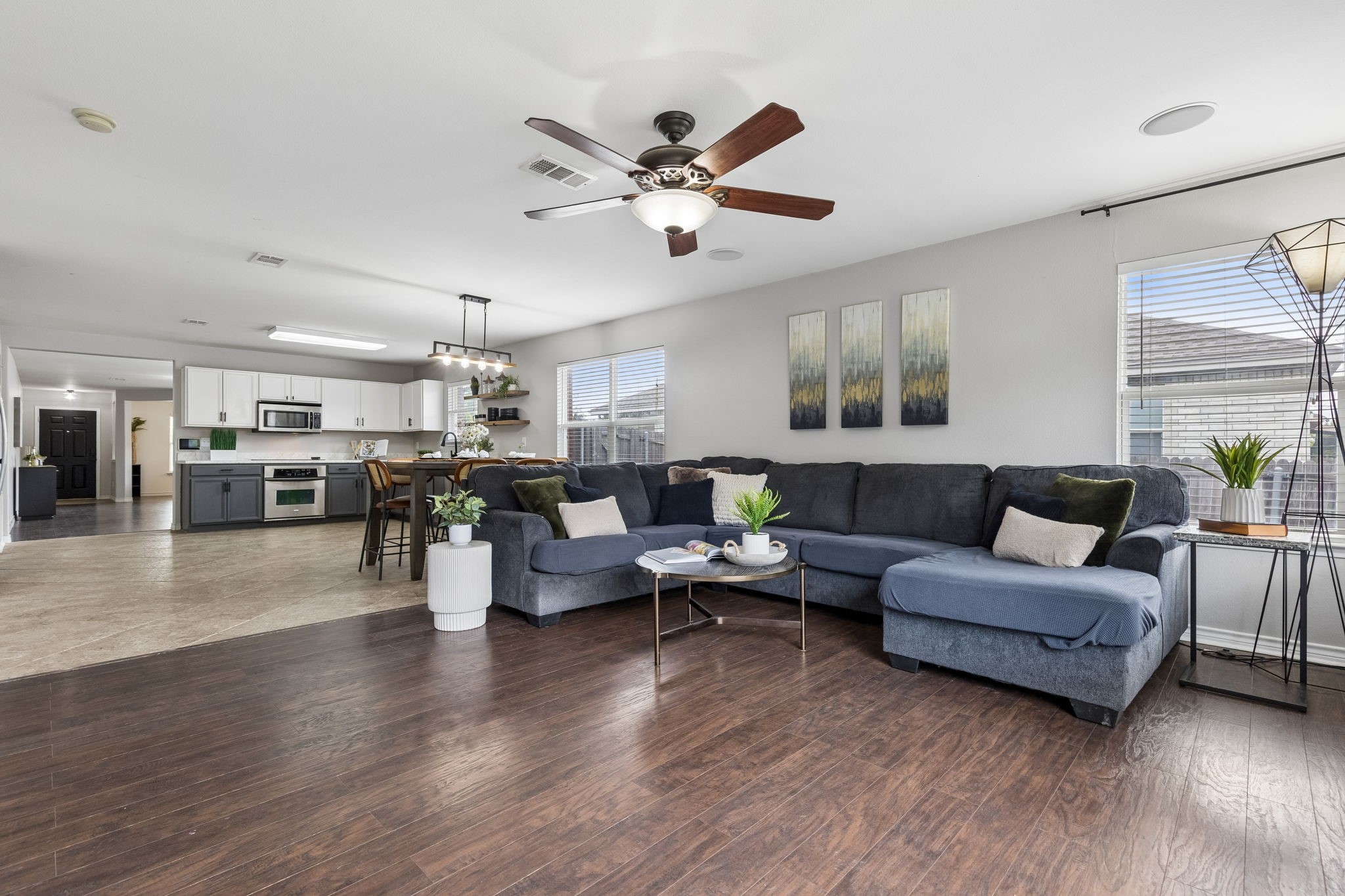 620 Sotogrande Street Grand Prairie TX 75051