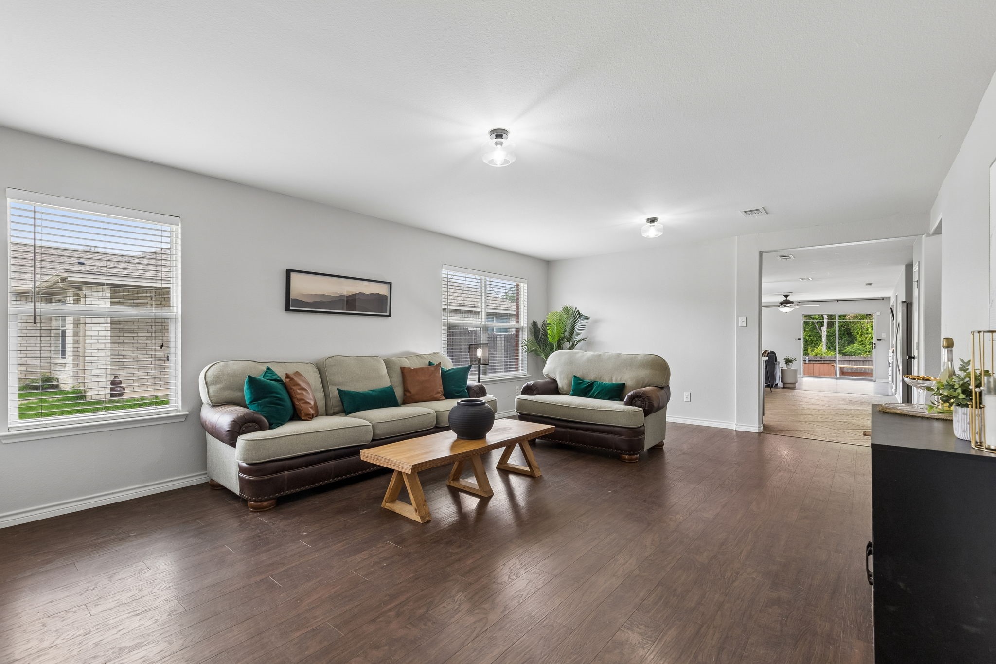 620 Sotogrande Street Grand Prairie TX 75051