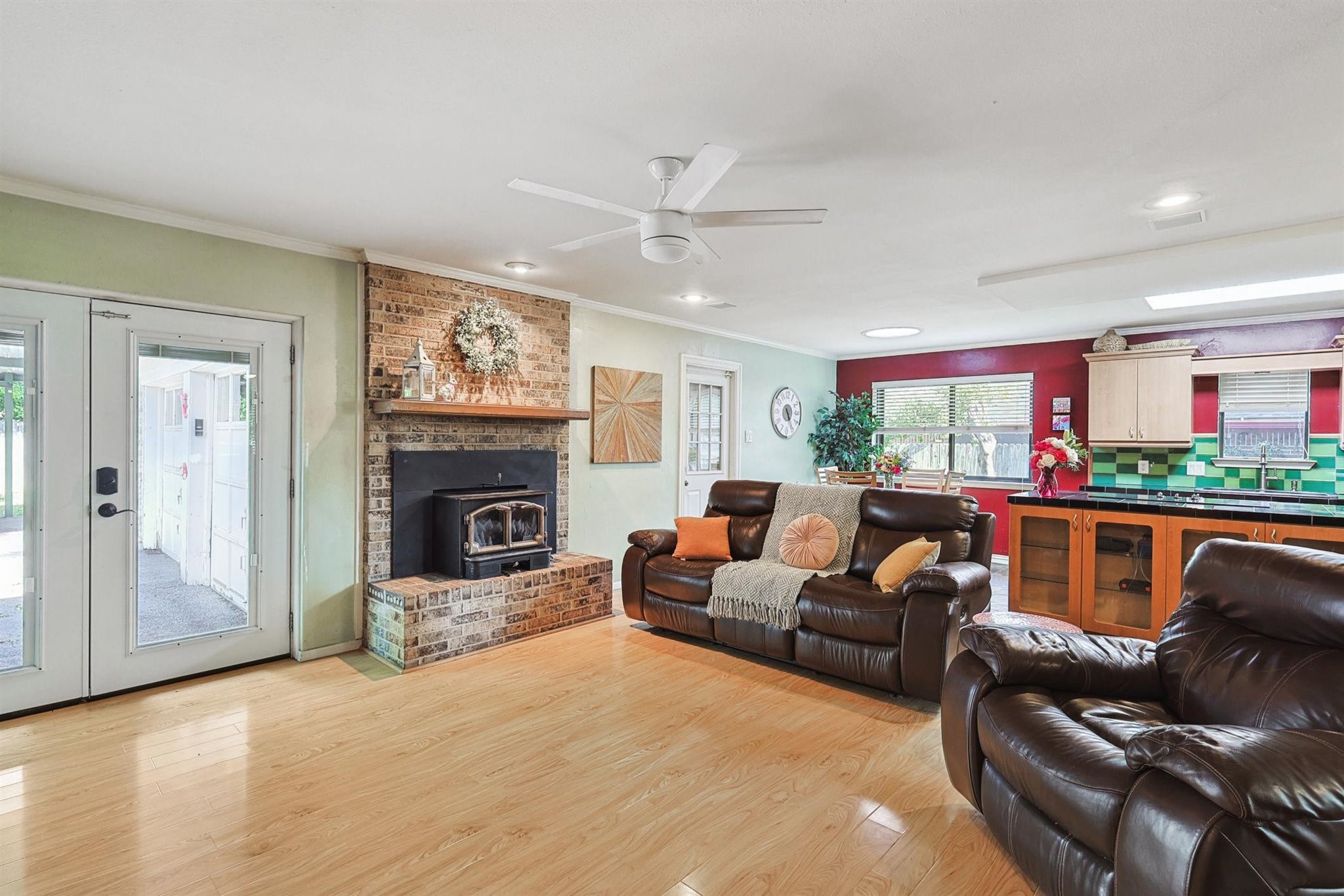 3817 Van Deman Drive Benbrook TX 76116