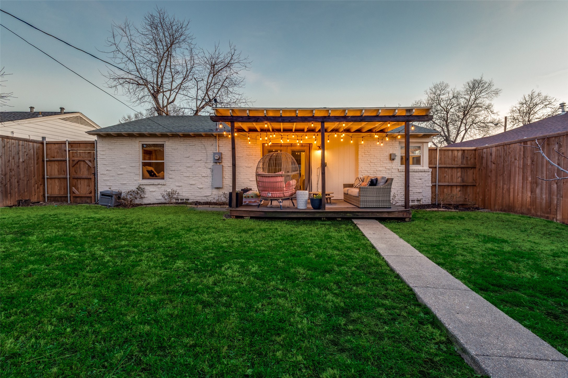 4819 Wateka Drive Dallas TX 75209