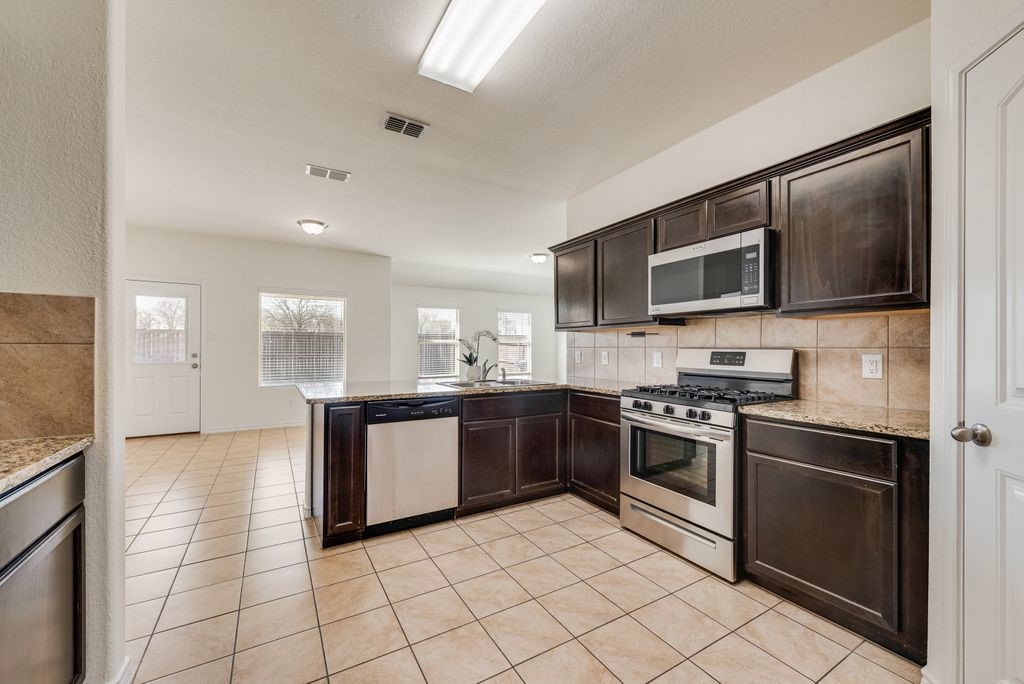 5117 Grayson Ridge Drive Fort Worth TX 76179