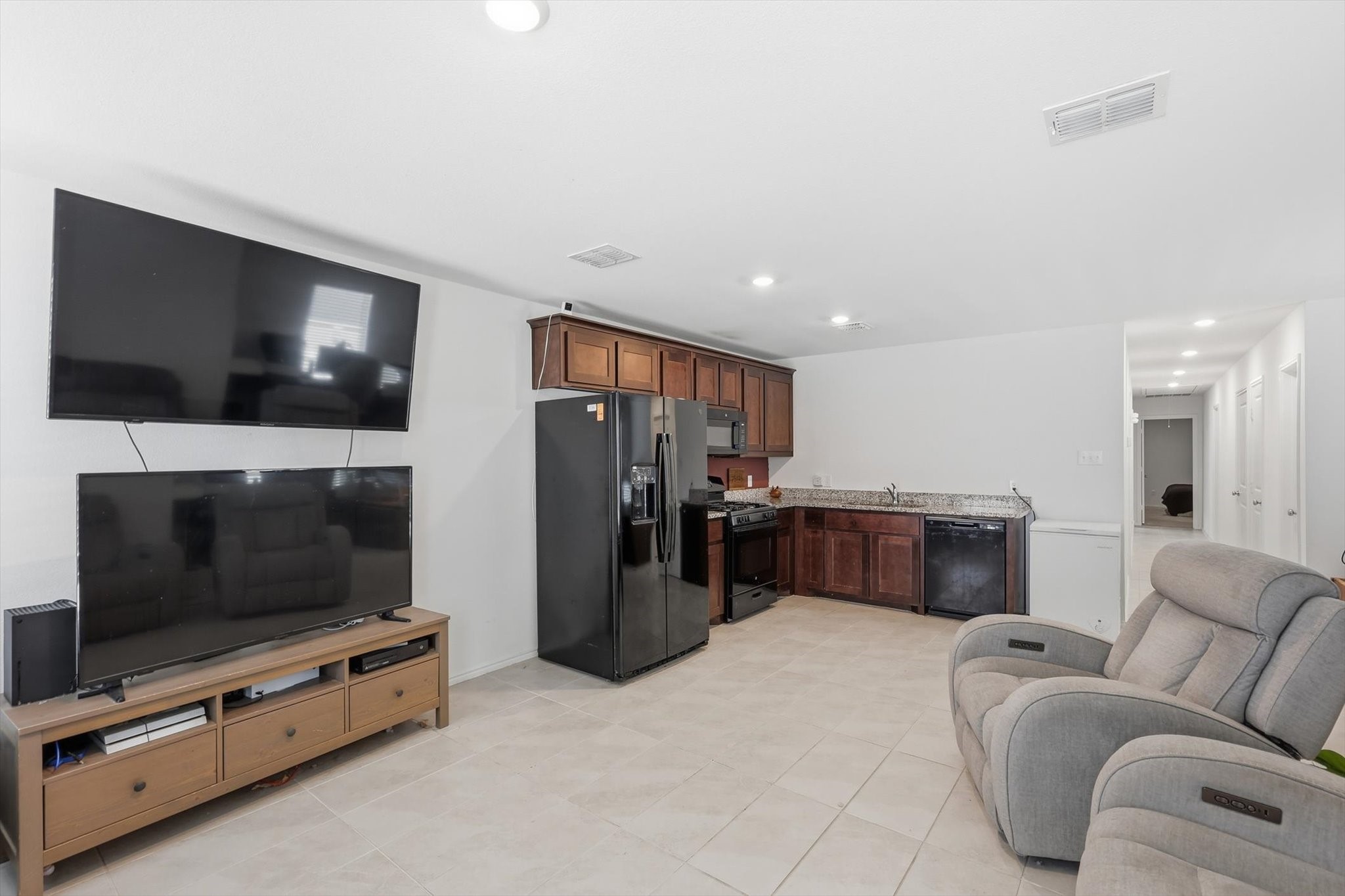 454 Eagle Wind Way Ferris TX 75125