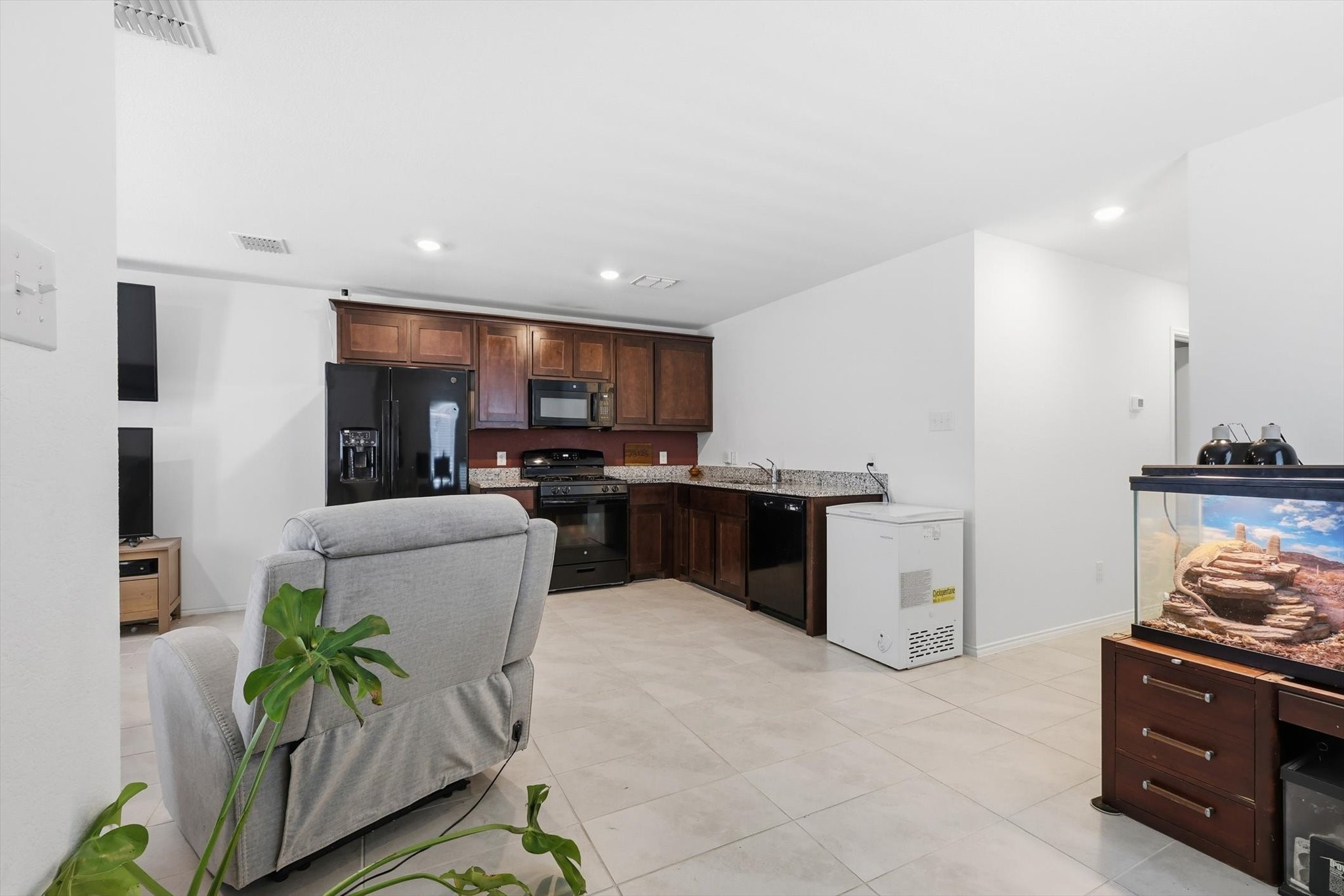 454 Eagle Wind Way Ferris TX 75125