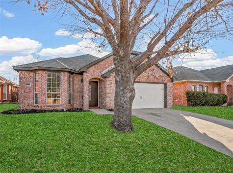 6932 Indiana Avenue Fort Worth TX 76137