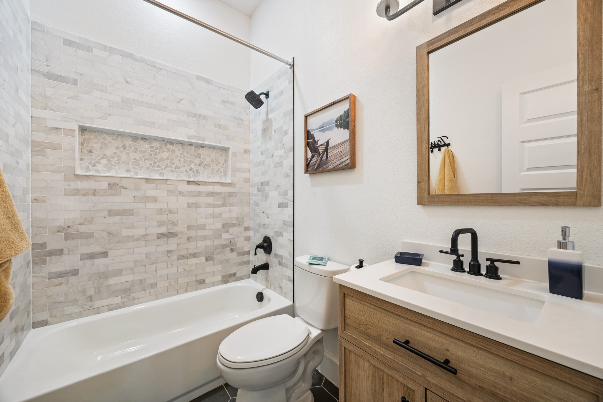 225 S Cherokee Shores Drive Mabank TX 75156