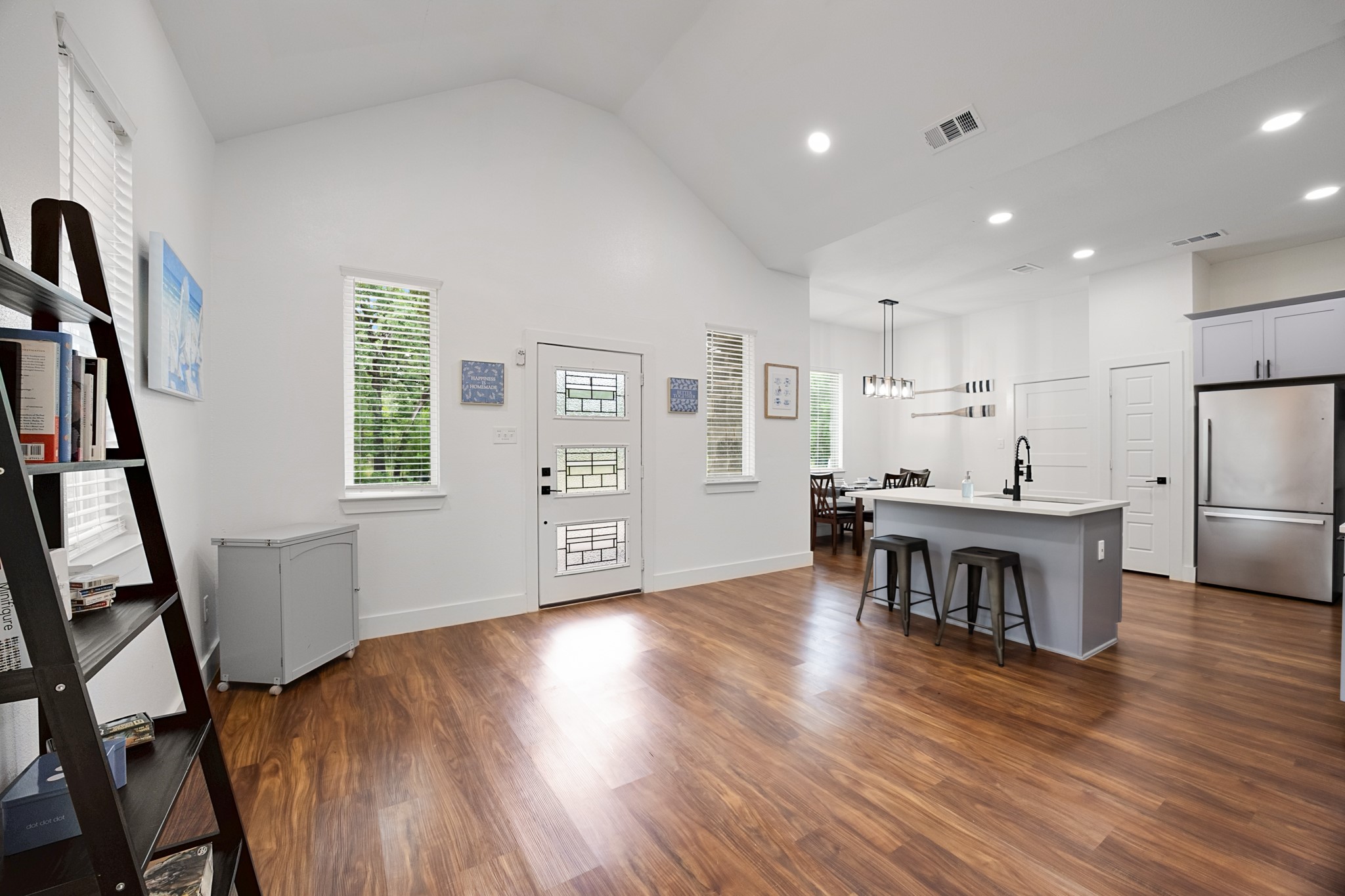 225 S Cherokee Shores Drive Mabank TX 75156
